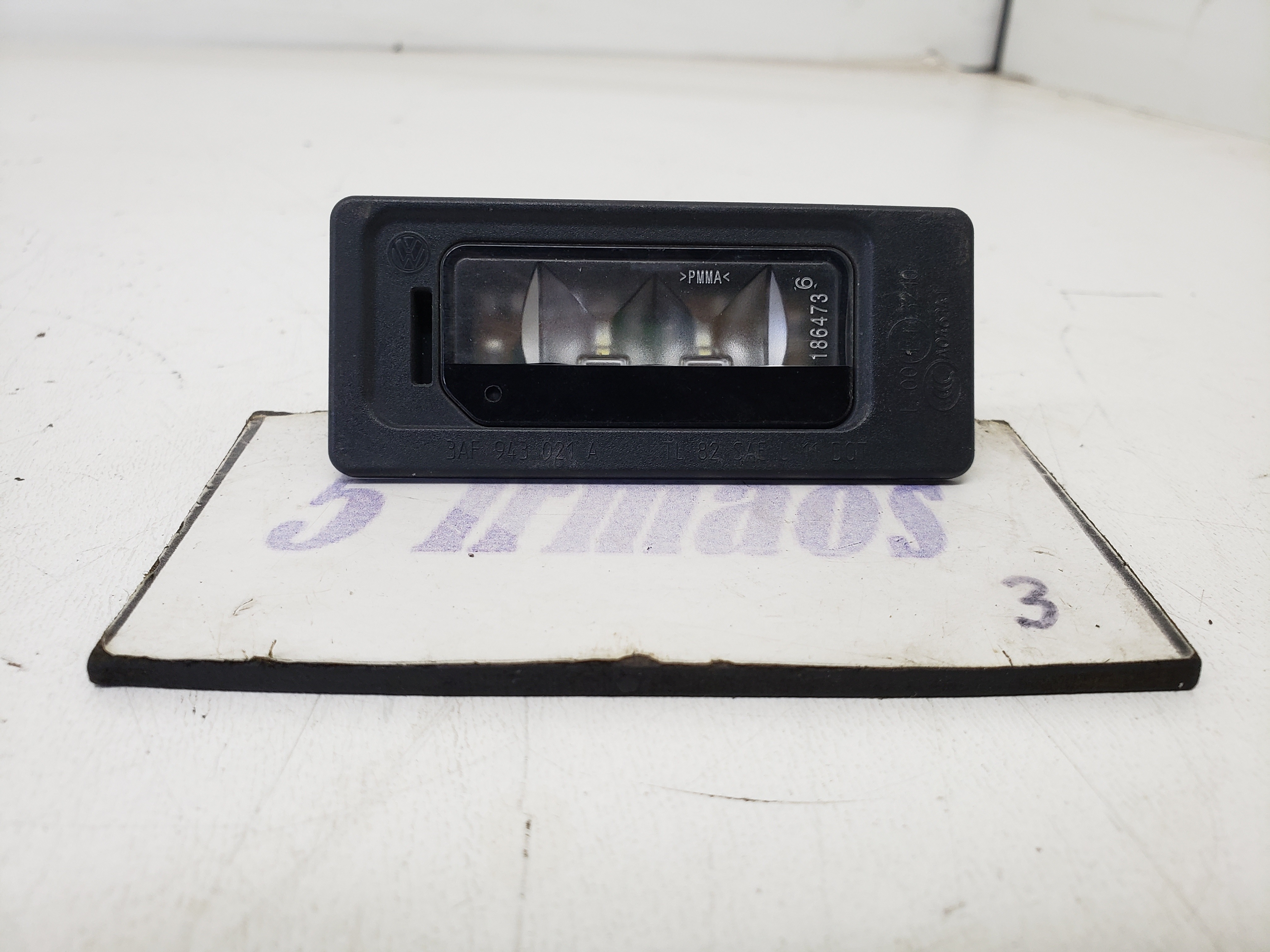 Lanterna Luz Placa Traseira Vw Jetta Tsi 2.0 2014 / 2015
