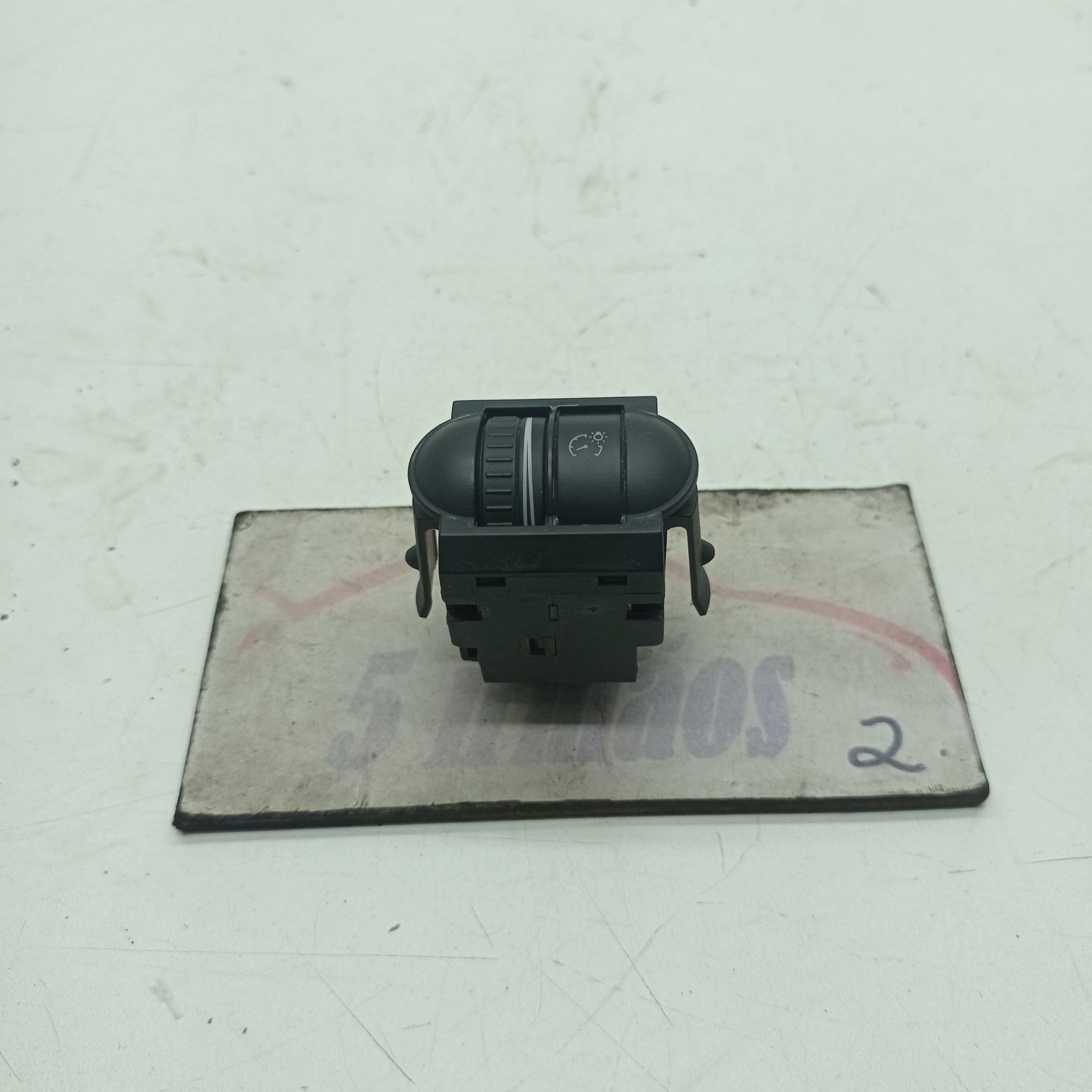 Botão Ajuste Luz Painel Vw Jetta Tsi 2.0 2012 Nº1k0941334b