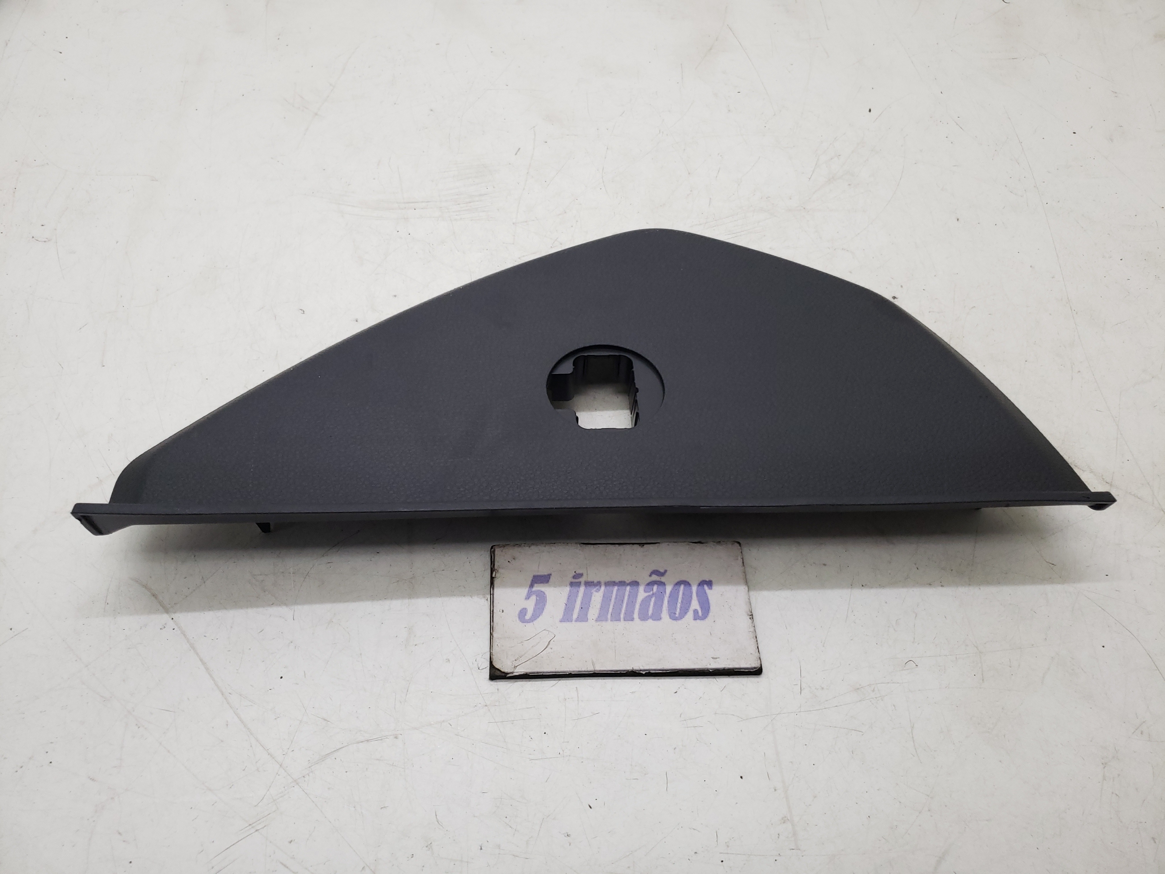 Acabamento Direito Painel Hyundai I30 1.8 2015 N84787a5300