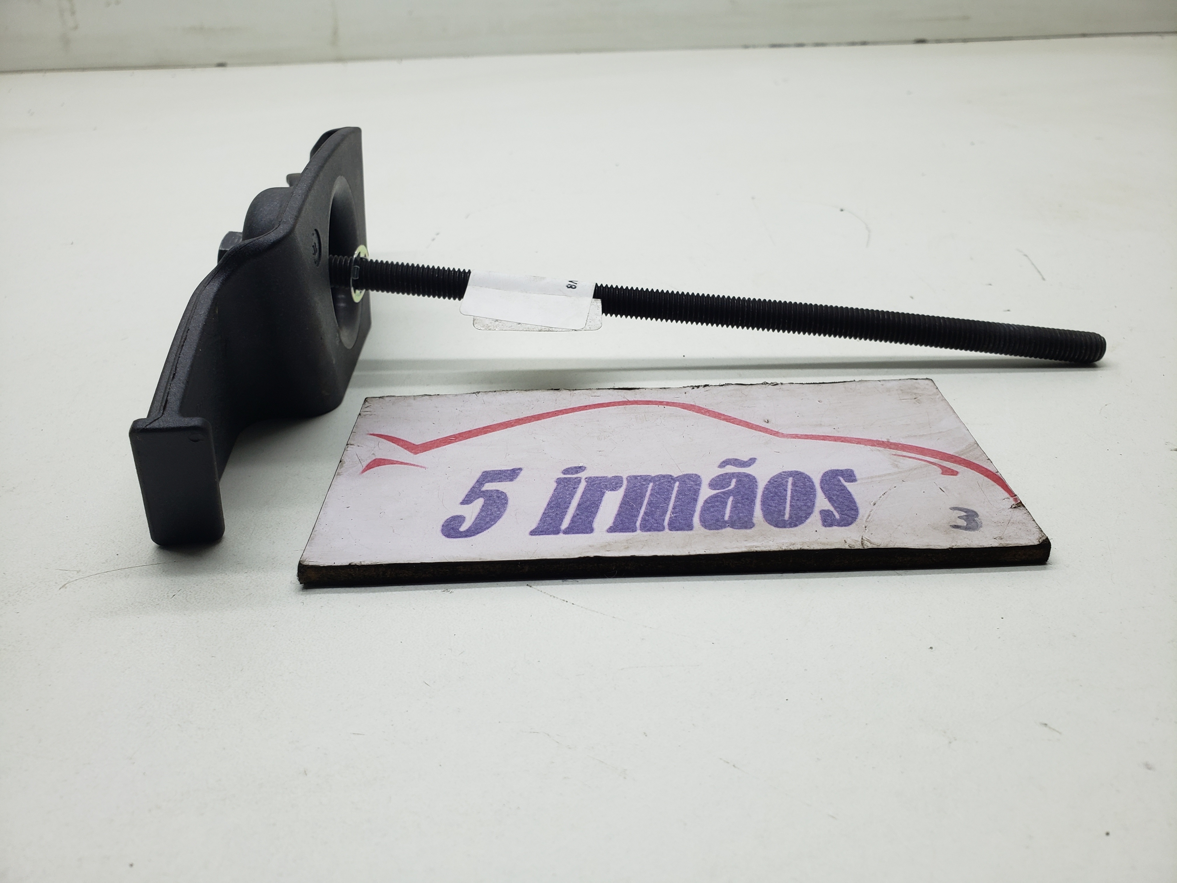 Parafuso Trava Estepe Vw Touareg 4.2 V8 2012 / 2013 / 2014