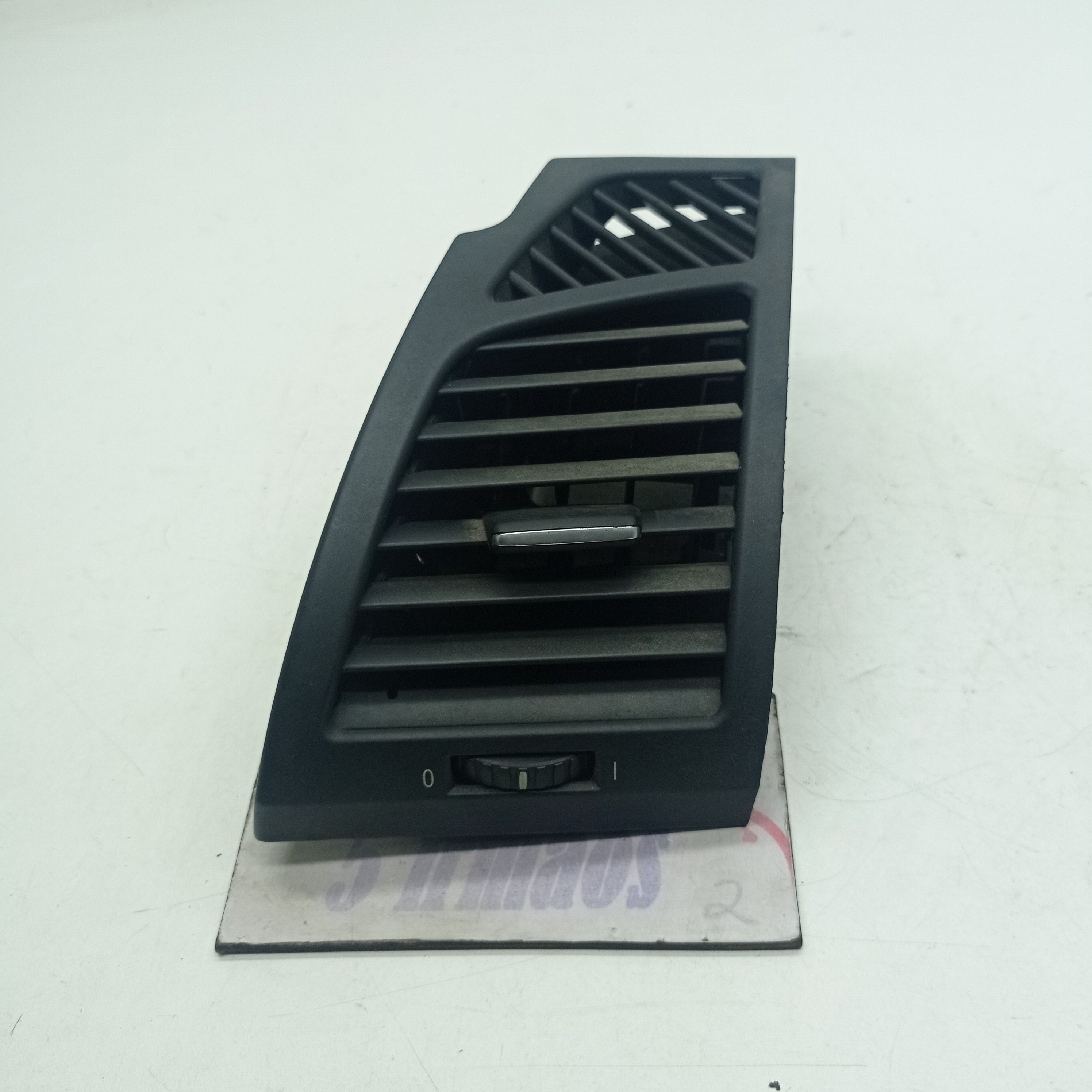 Difusor Ar Esquerdo Bmw 120i 2.0 2009 / 2010 N705918713