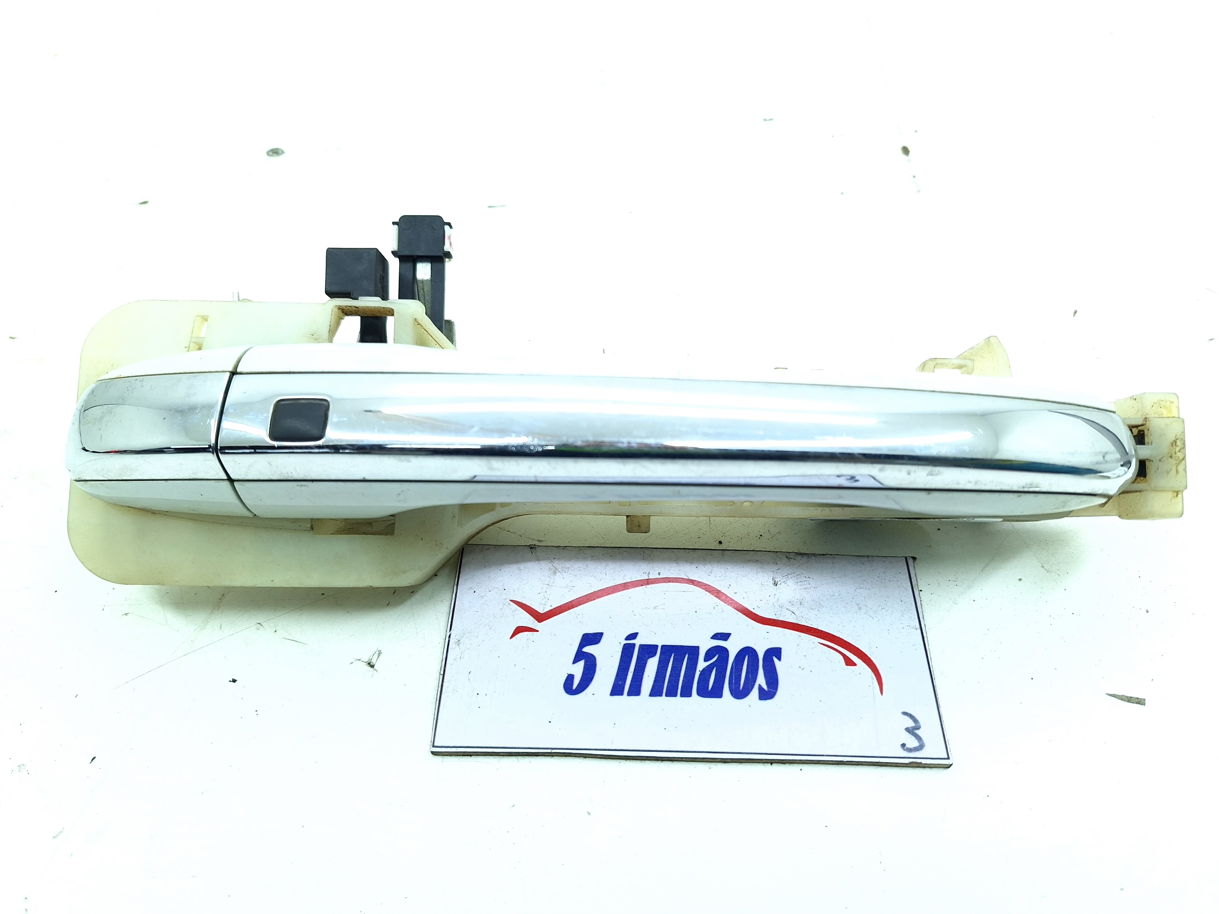Maçaneta Externa Traseira Esquerda Hyundai Equus 4.6 2012 Branco Traseira