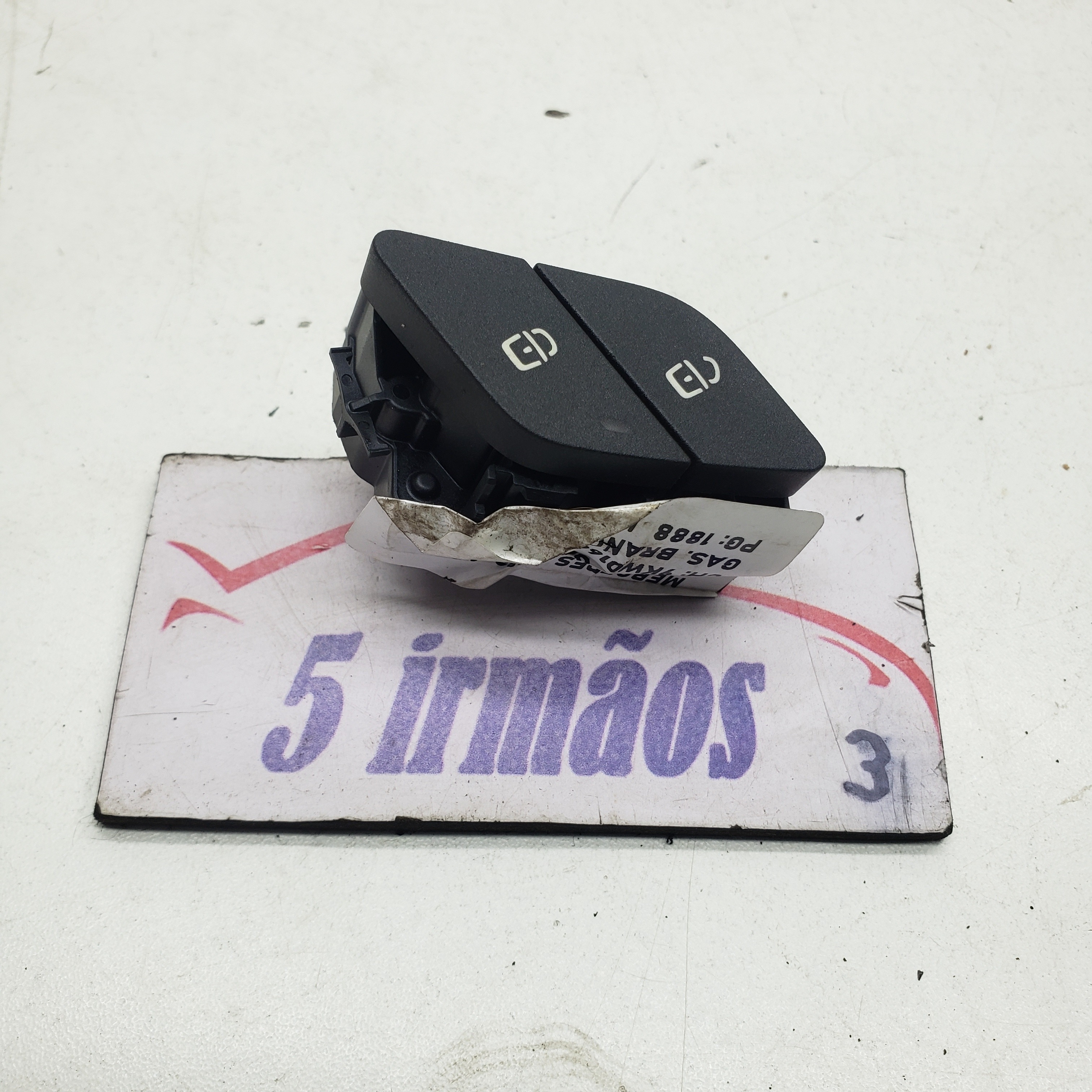 Botão Trava/destrava Porta Mercedes A200 1.3 2019 / 2020
