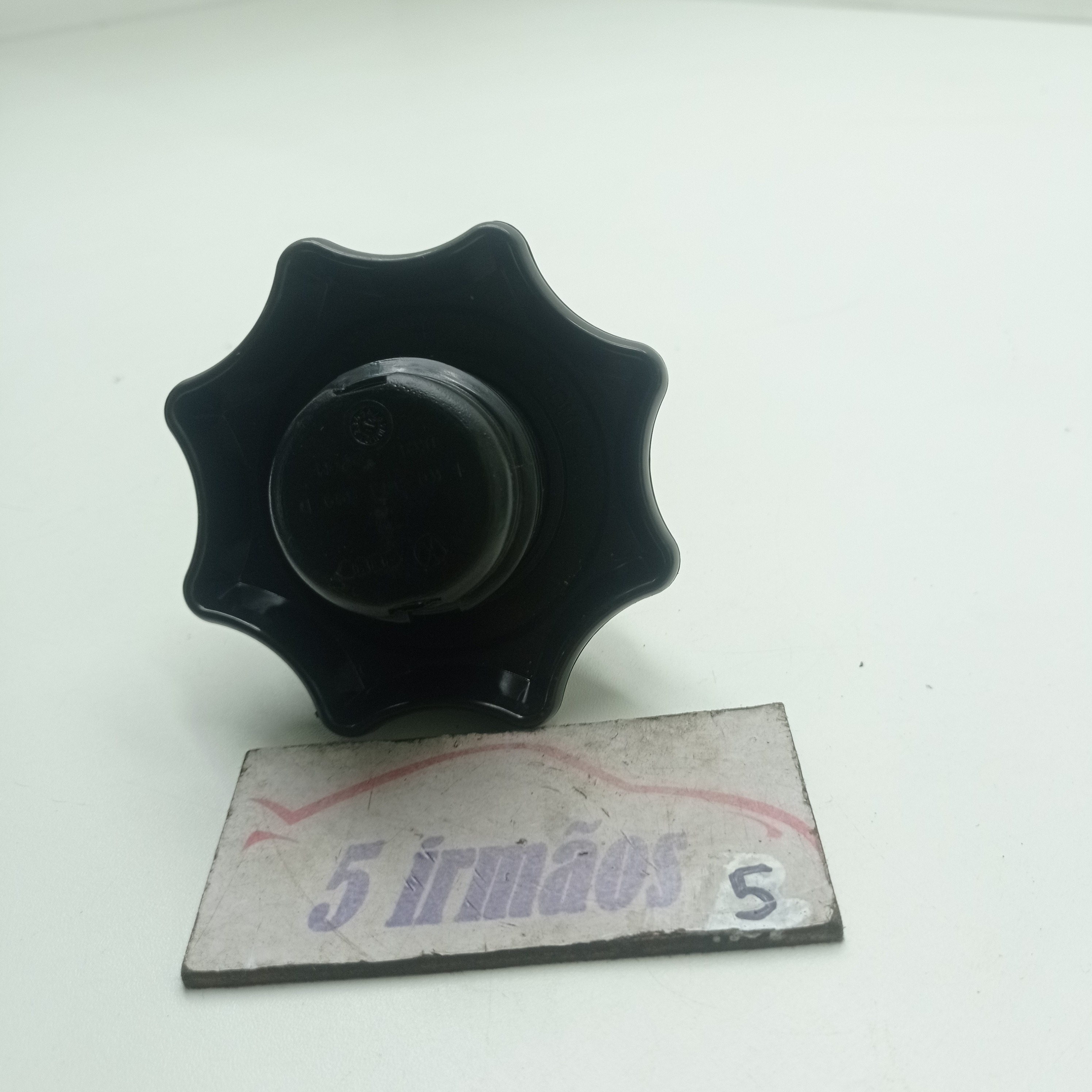 Parafuso Trava Estepe Vw Jetta 211cv 2014 Nº1k0803899d