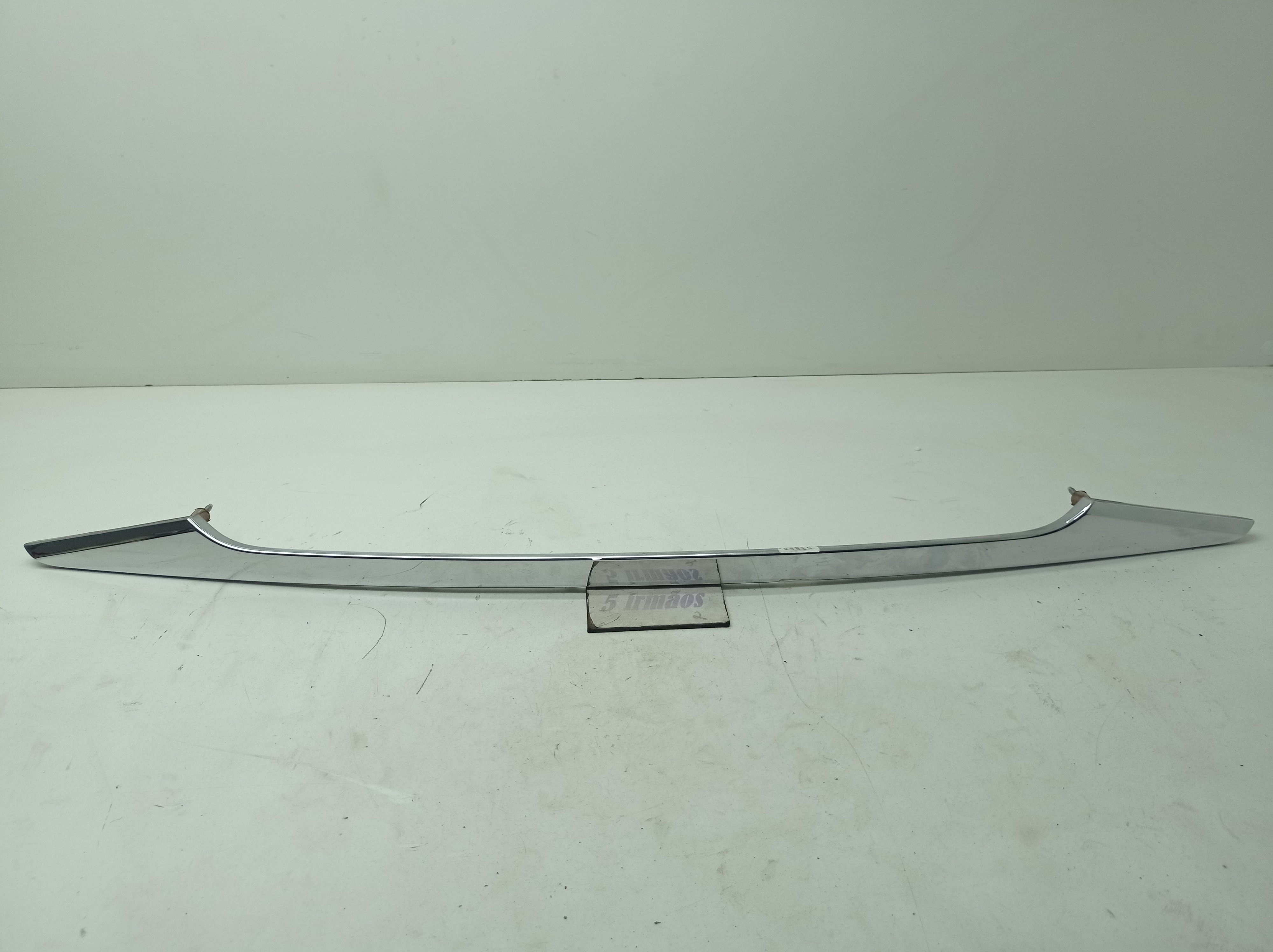 Acabamento Tampa Traseira Hyundai Sonata 2.4 2012 / 2013