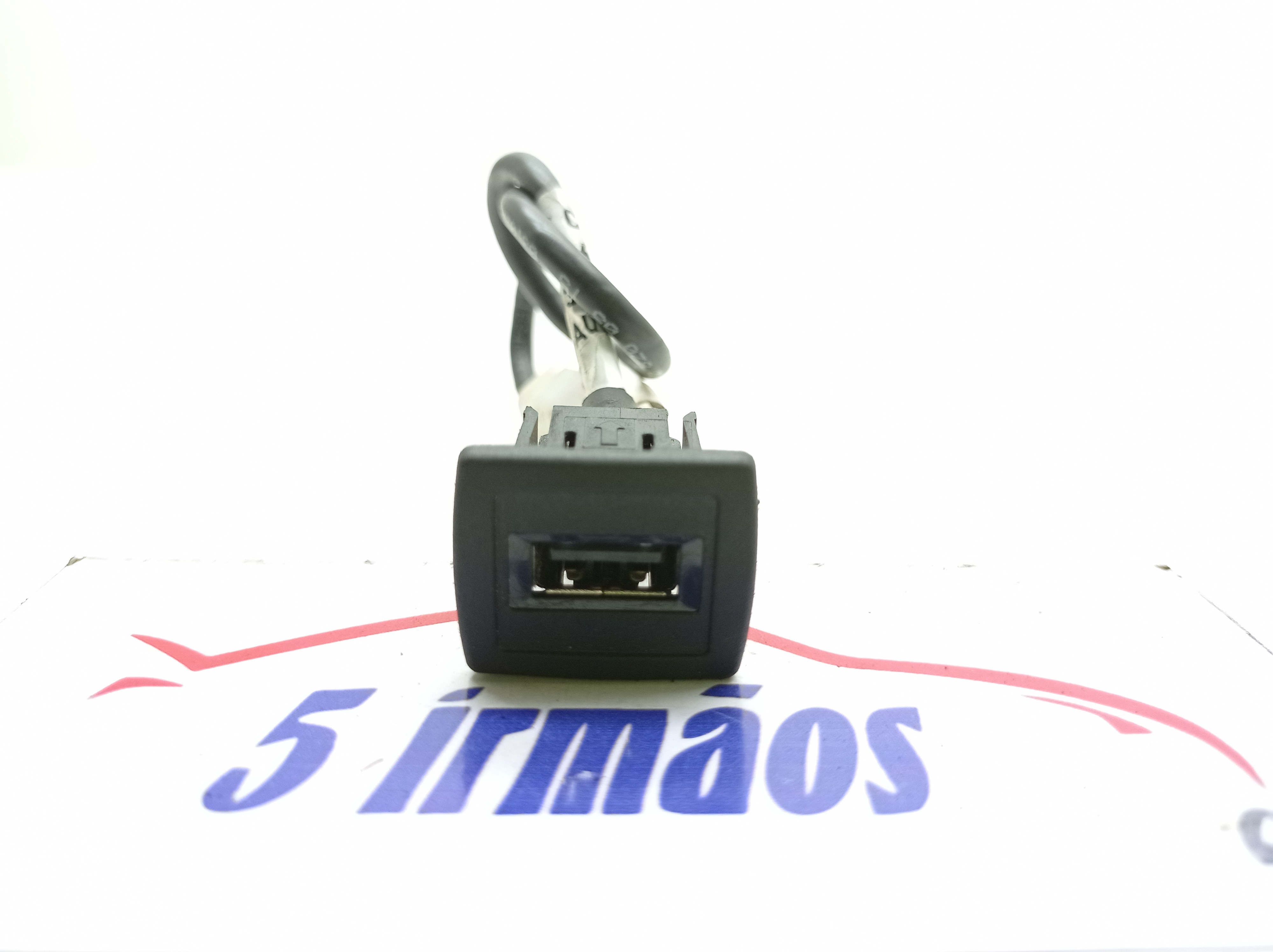 Entrada Usb Console Mercedes C180 1.6 2013 Nºa1728200515