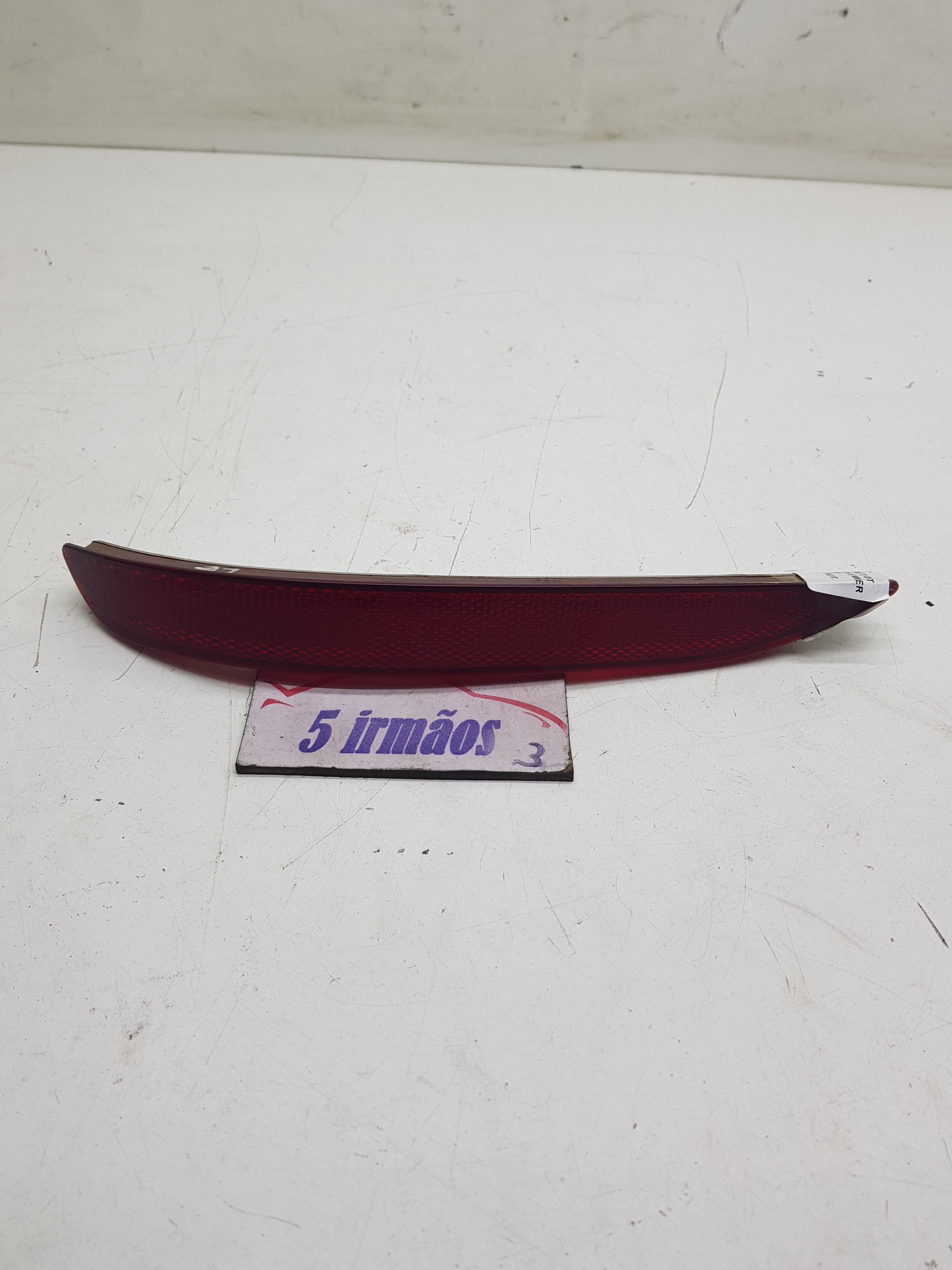 Refletor Olho Gato Traseiro Esquerdo Gm Equinox 2.0 2018