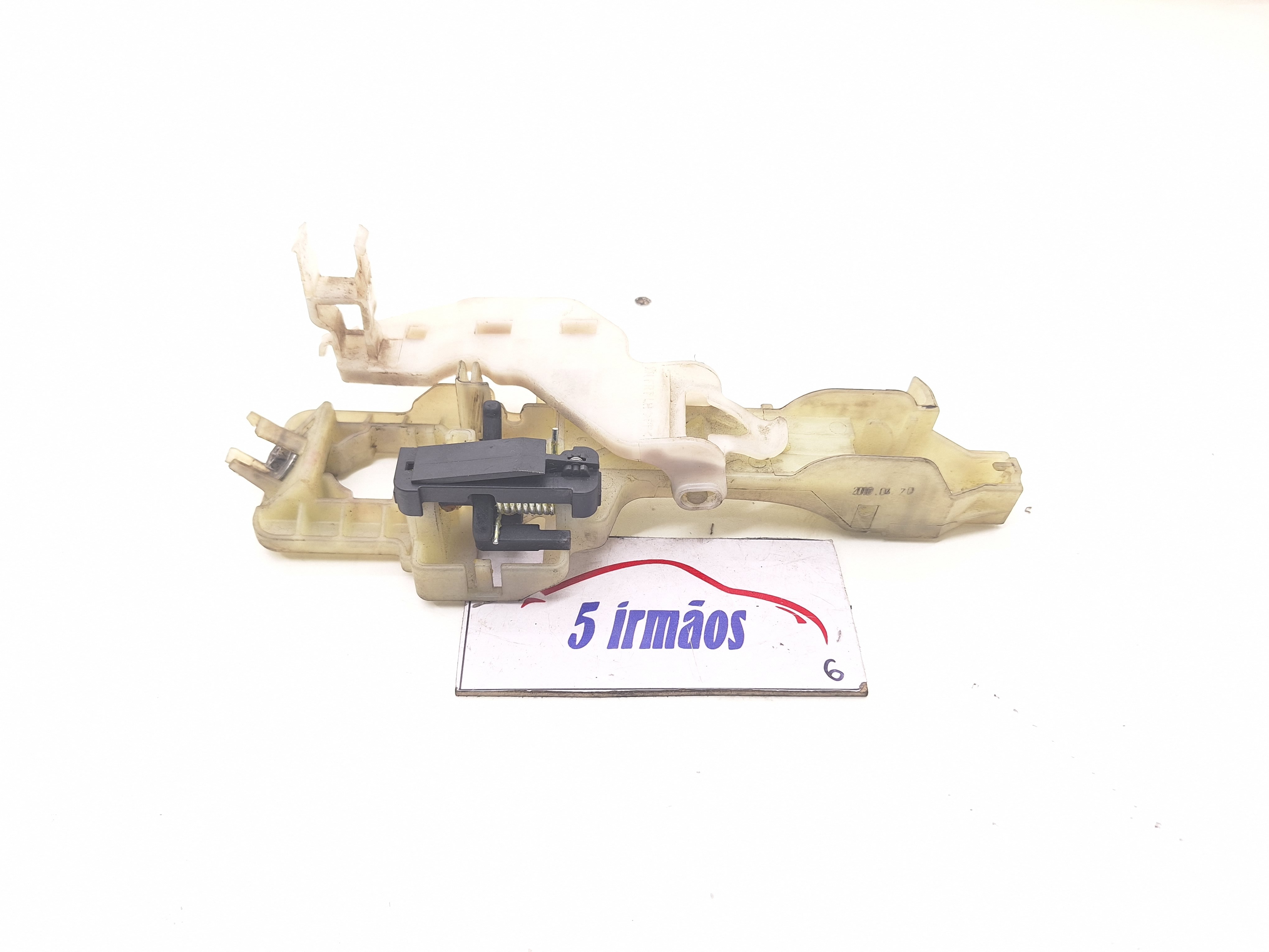Suporte Maçaneta Dianteira Esquerda Kia Sorento 2.4 2013