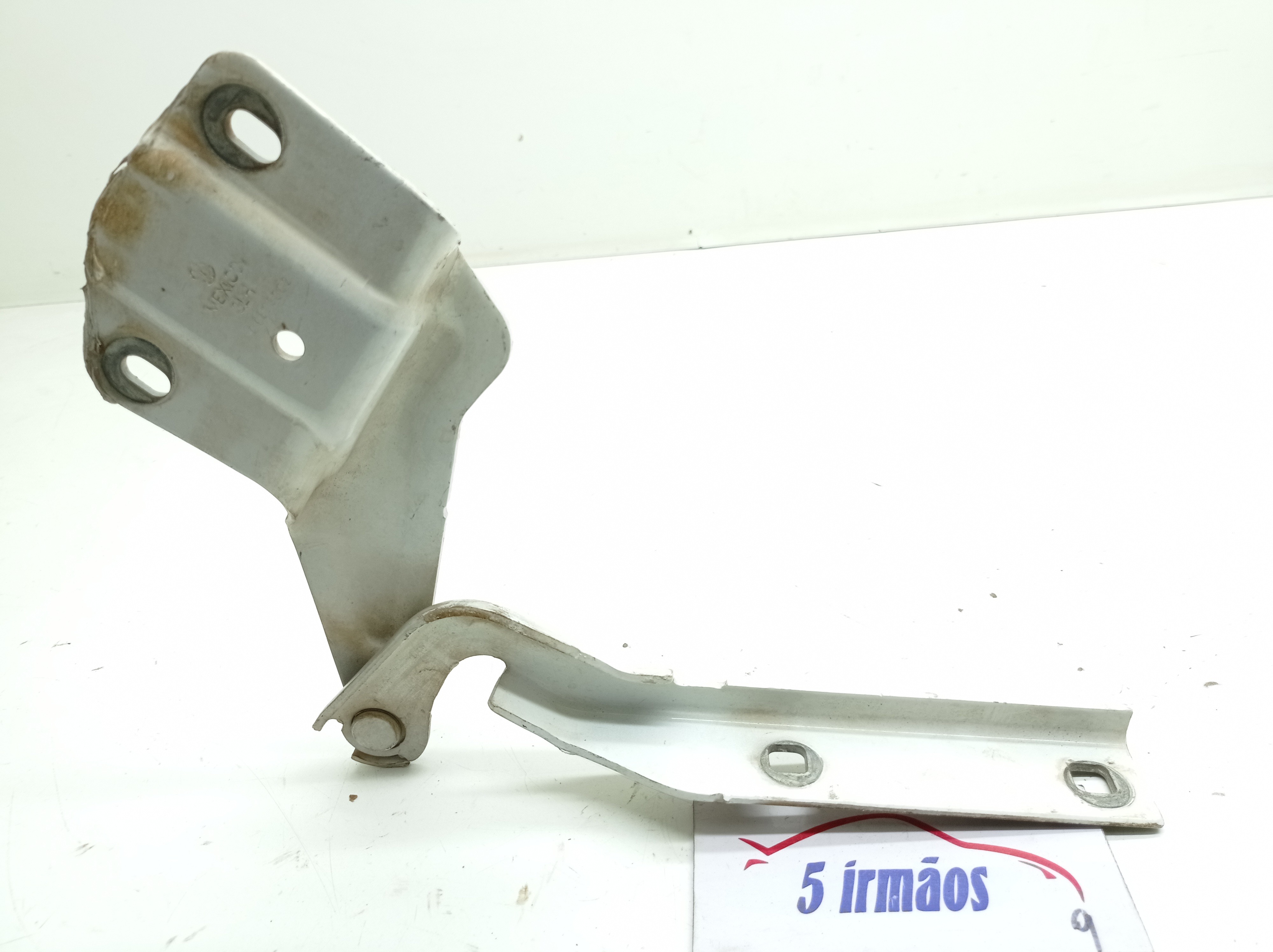 Dobradiça Direita Capô Vw Jetta Tsi 2.0 2013