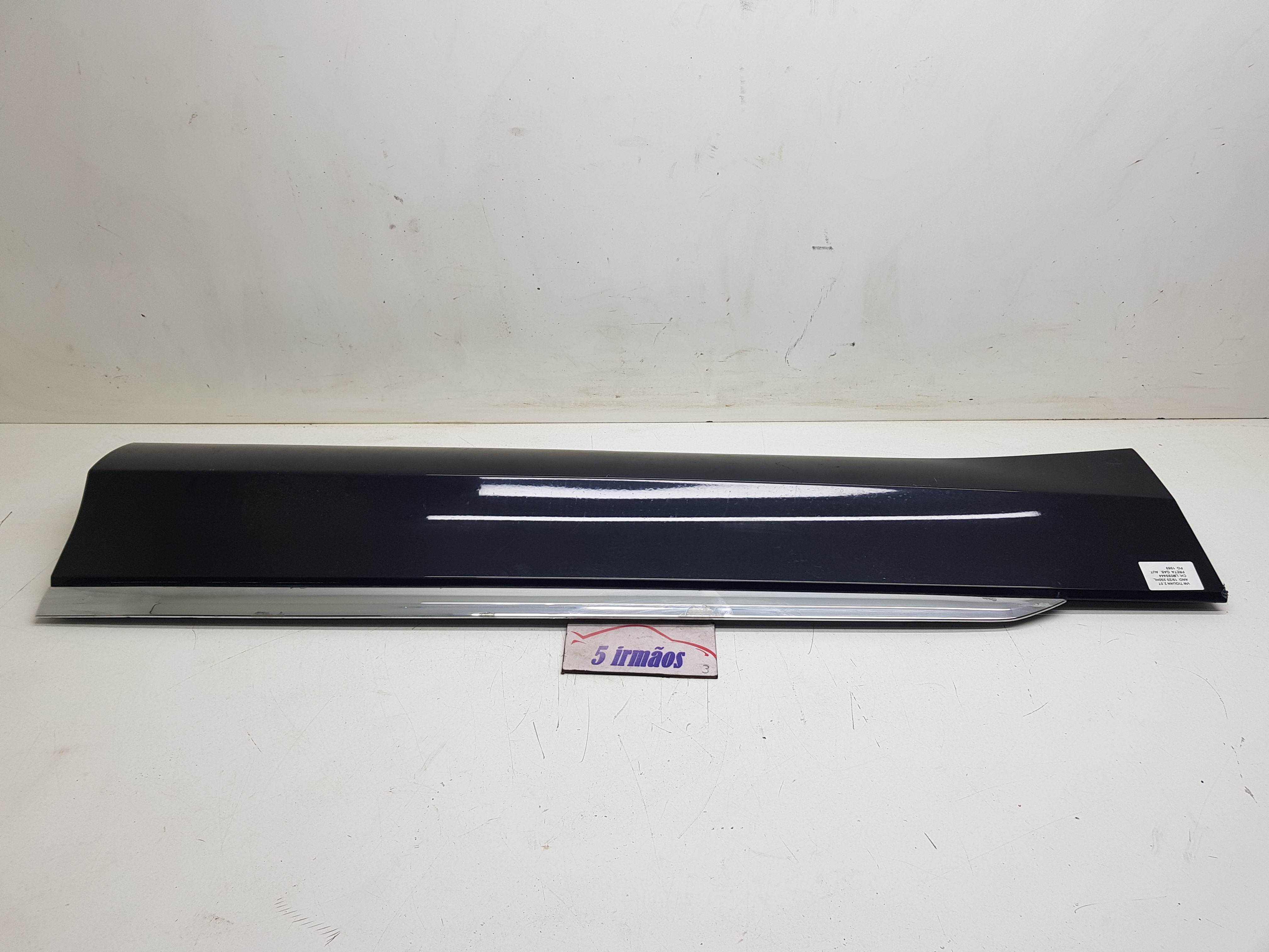 Acabamento Porta Dianteira Esquerda Vw Tiguan 350 2.0 2020 Azul Escuro Metálico