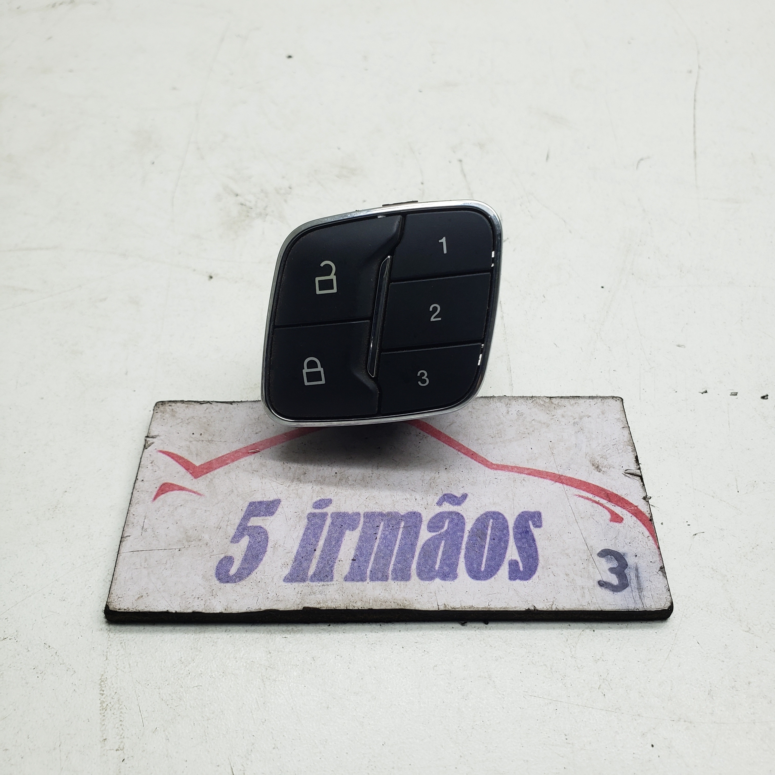 Botão Trava/destrava Porta Ford Fusion 2.0 2018 Bb5t14776ac