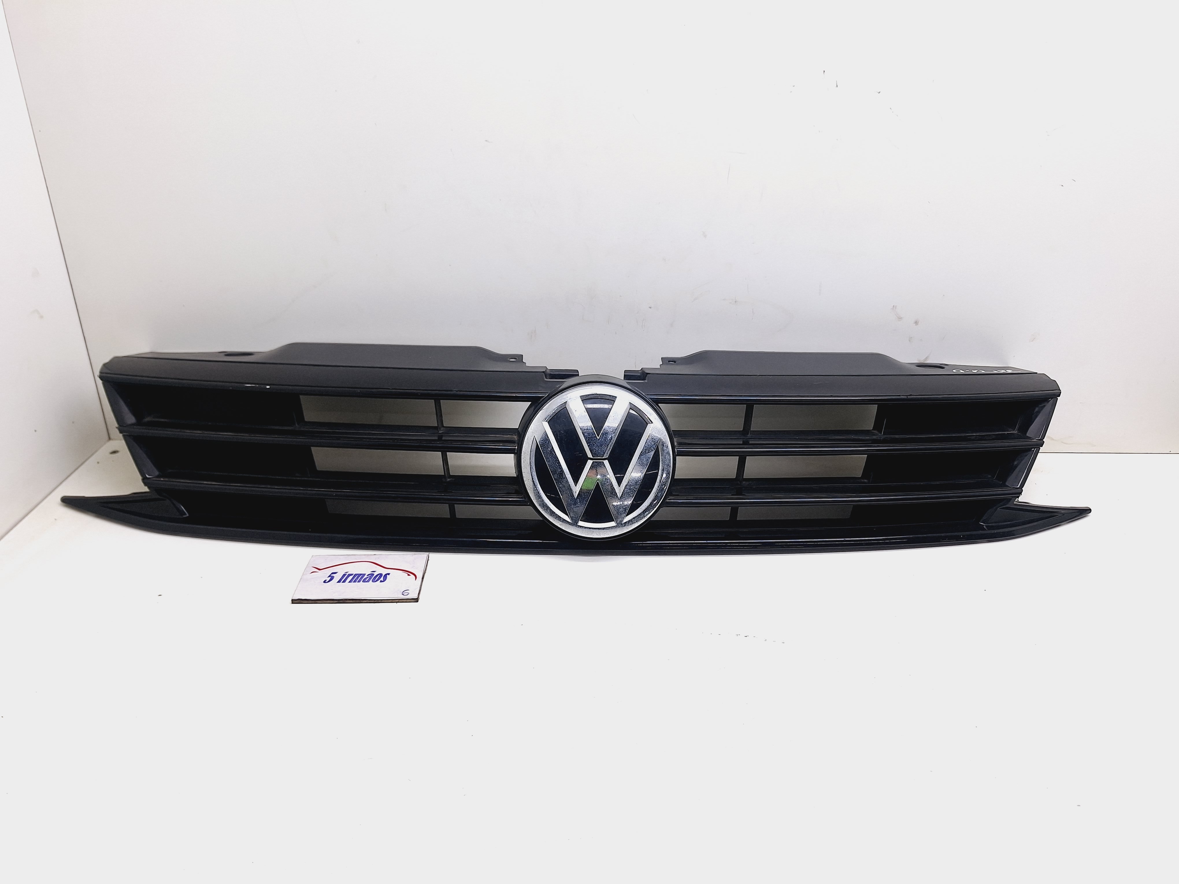 Grade Parachoque Dianteiro Vw Jetta Tsi 2.0 2016/2017 Preto