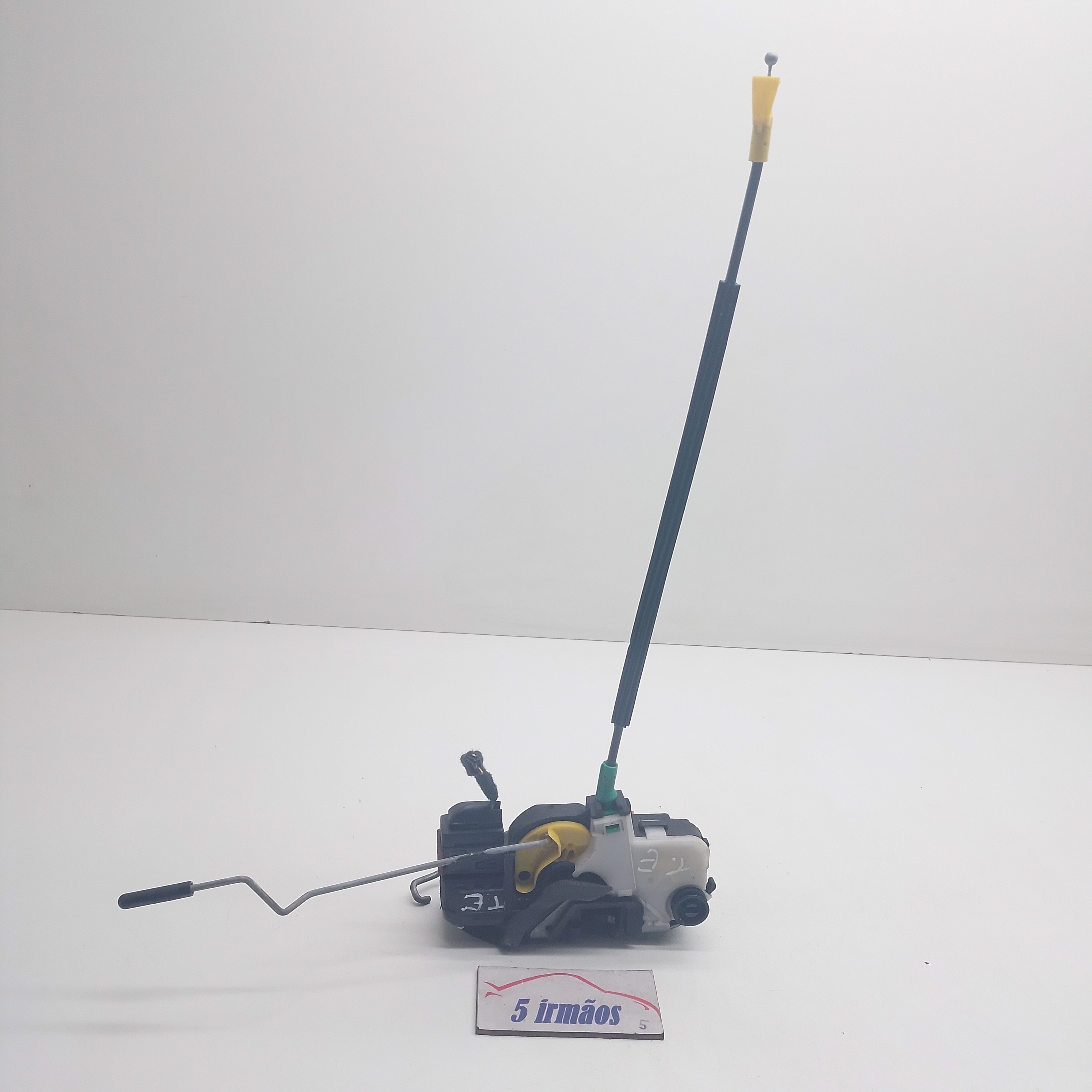 Fechadura Traseira Esquerda Gm Cruze 1.8 Aut 2015 2016