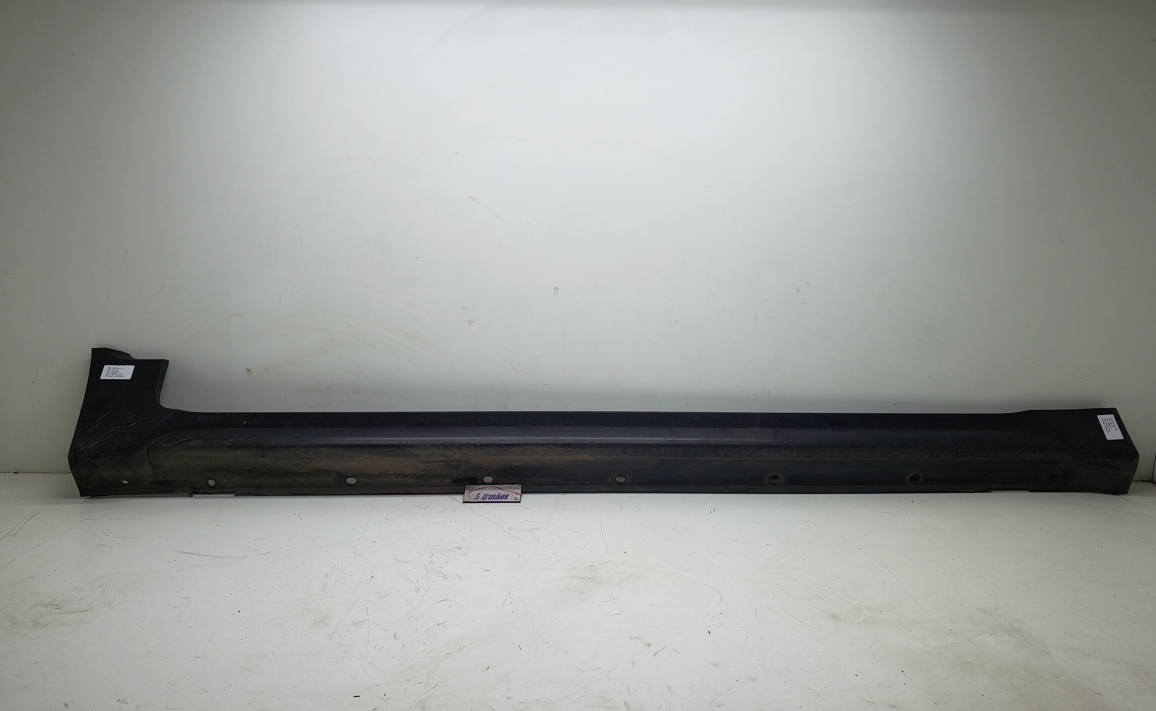 Spoiler Lateral Esquerdo Gm Captiva Sport 2.4 2009 / 2010