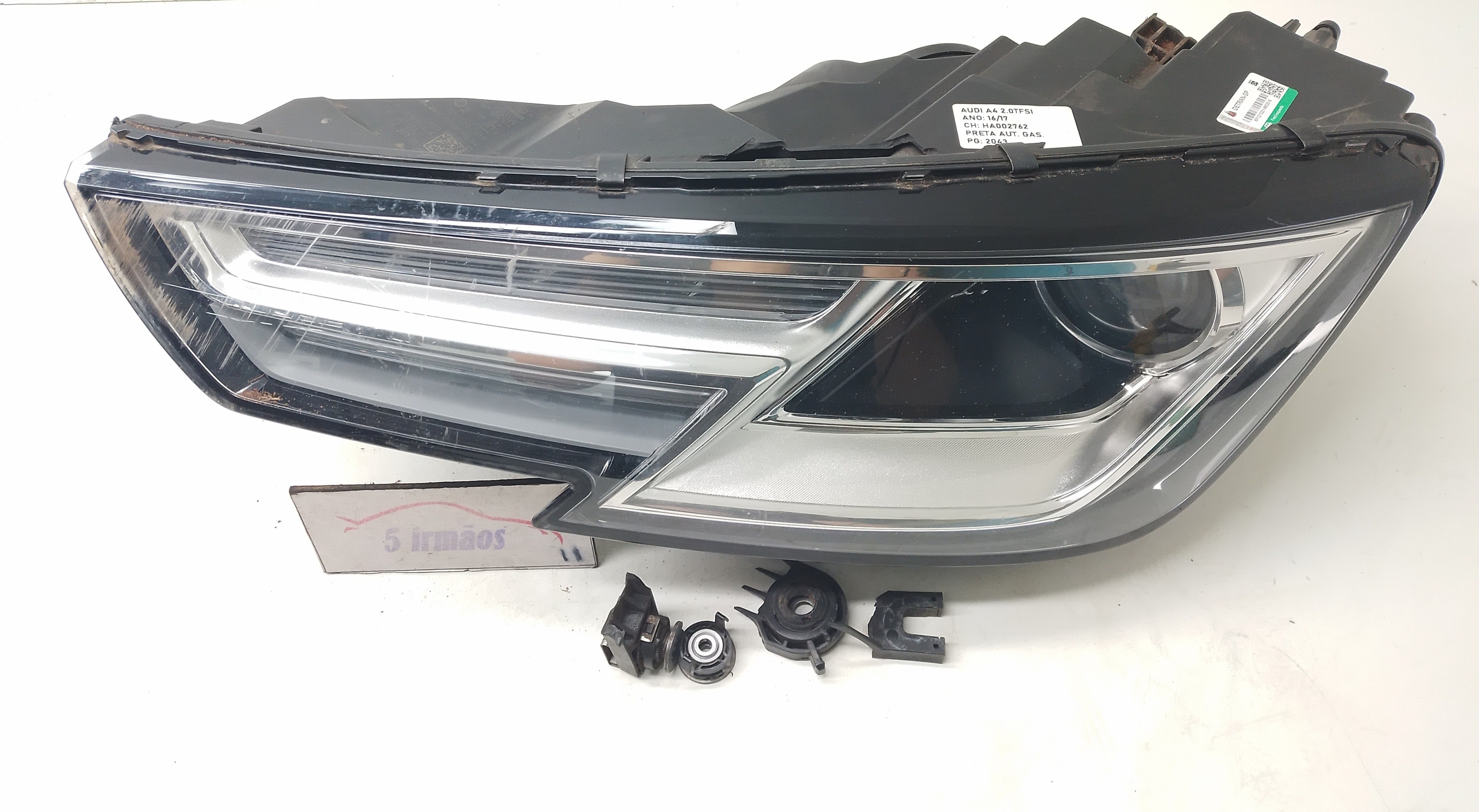 Farol Esquerdo Audi A4 2.0 2016 / 2017 N 8w0941005 Esquerdo