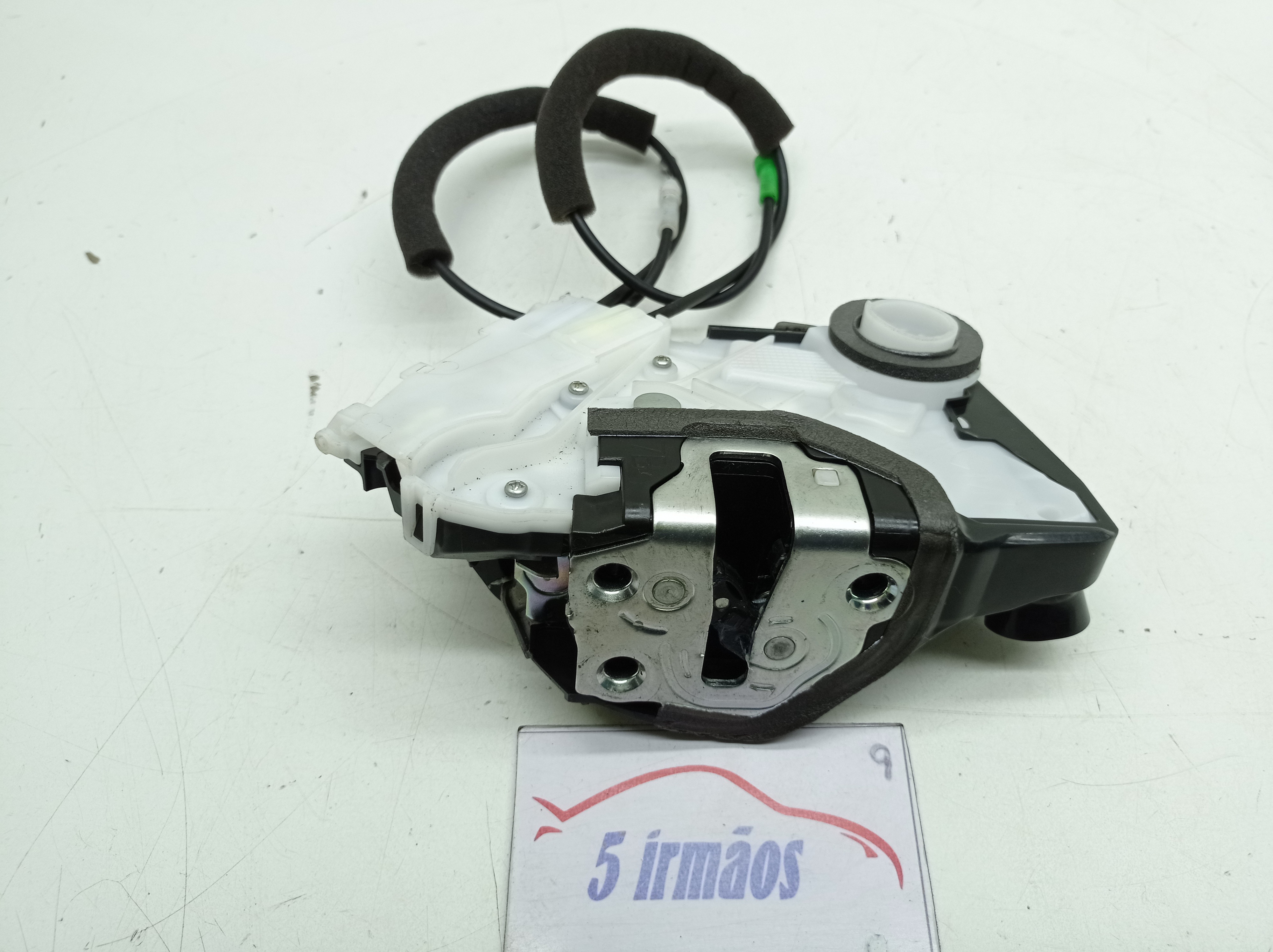 Fechadura Porta Dianteira Direita Toyota Prius 1.8 2017