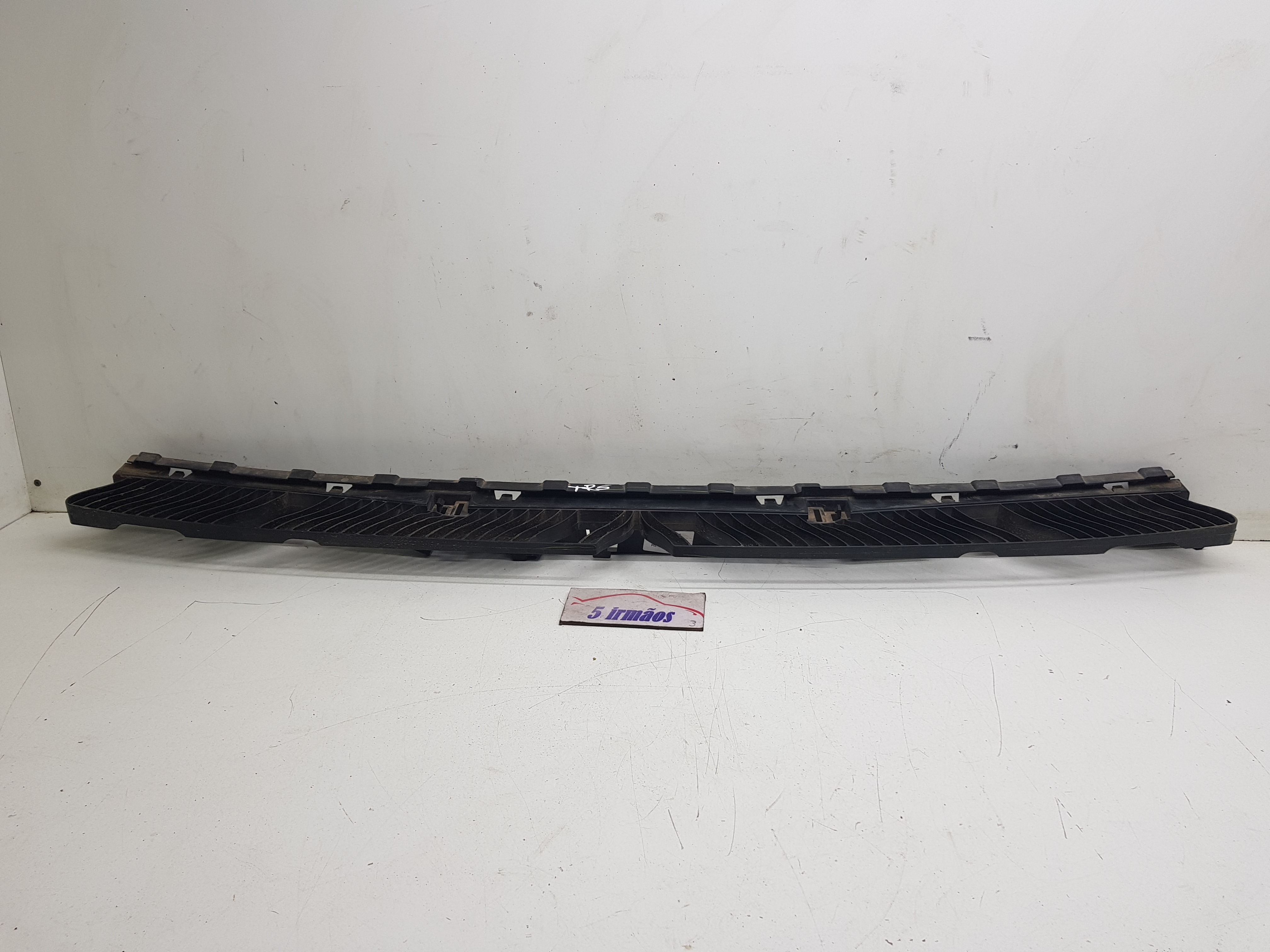 Guia Central Parachoque Traseiro Vw Tiguan 350 Tsi 2.0 2020