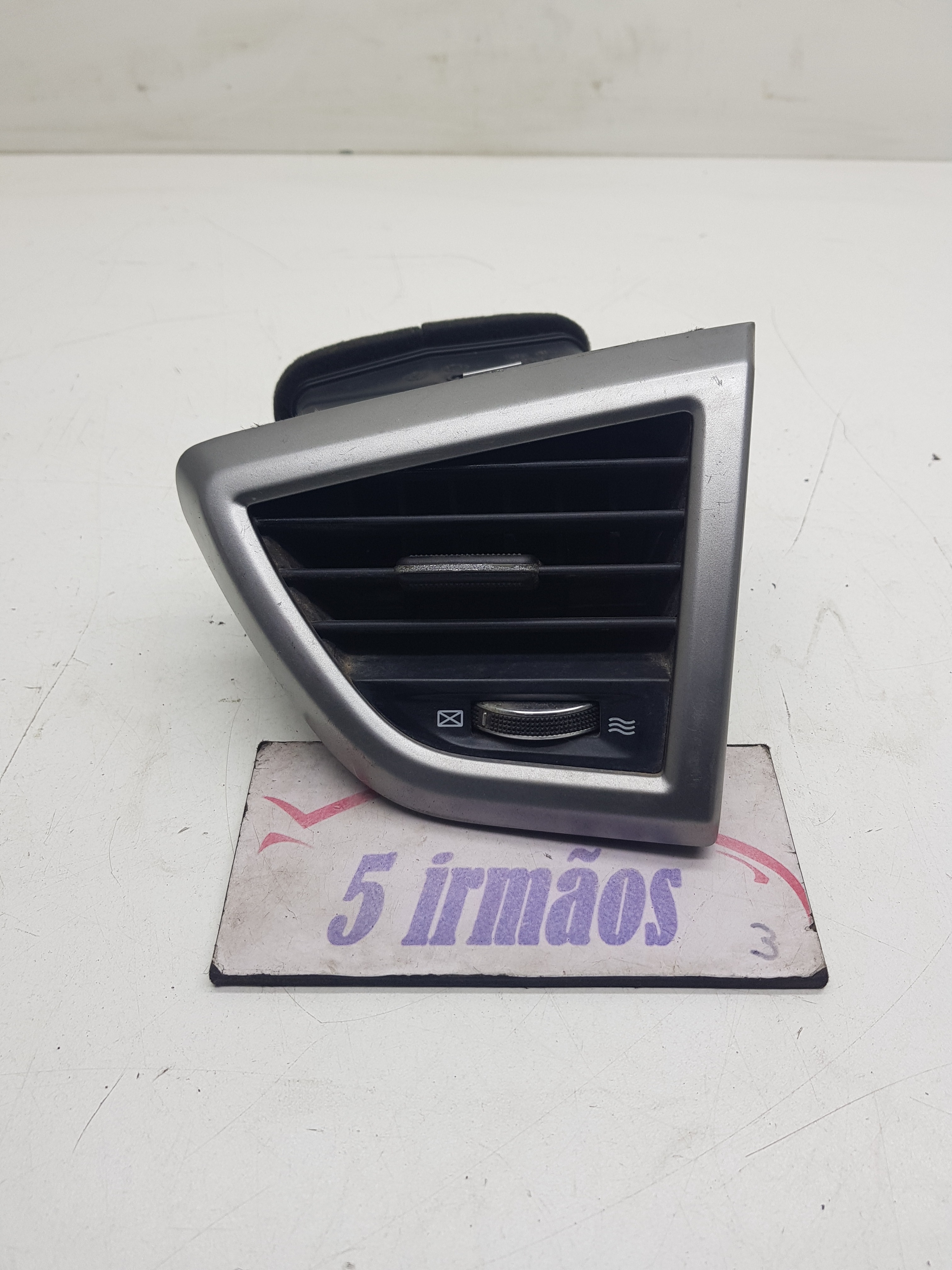 Difusor Ar Direito Hyundai Veloster 1.6 2012 / 2013