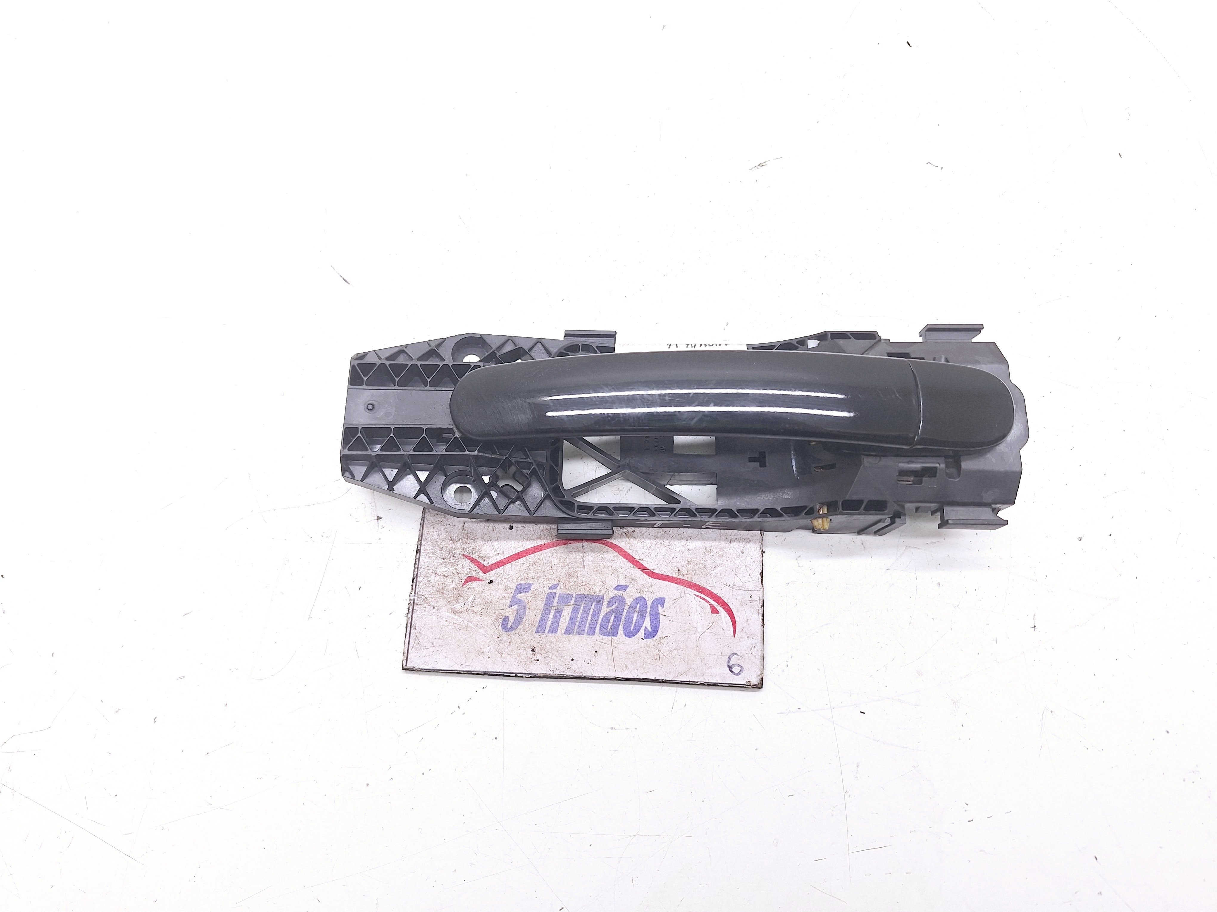 Maçaneta Externa Traseira Esquerda Vw Jetta Tsi 1.4 2016