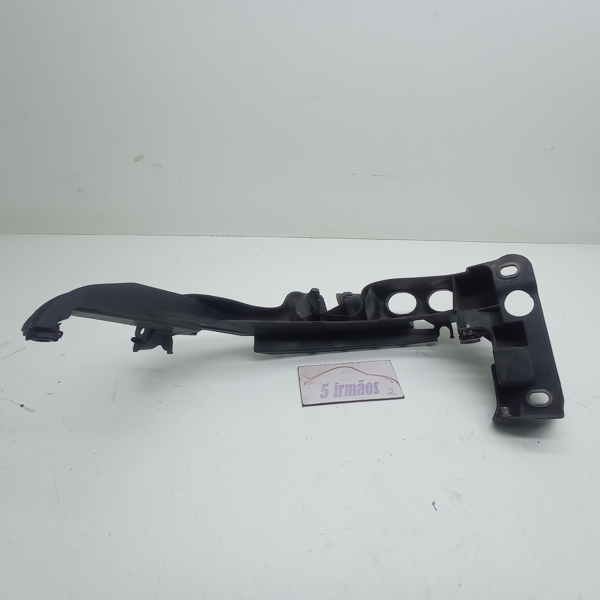 Suporte Guia Farol Direito Audi A3 Sportback 2.0 2010
