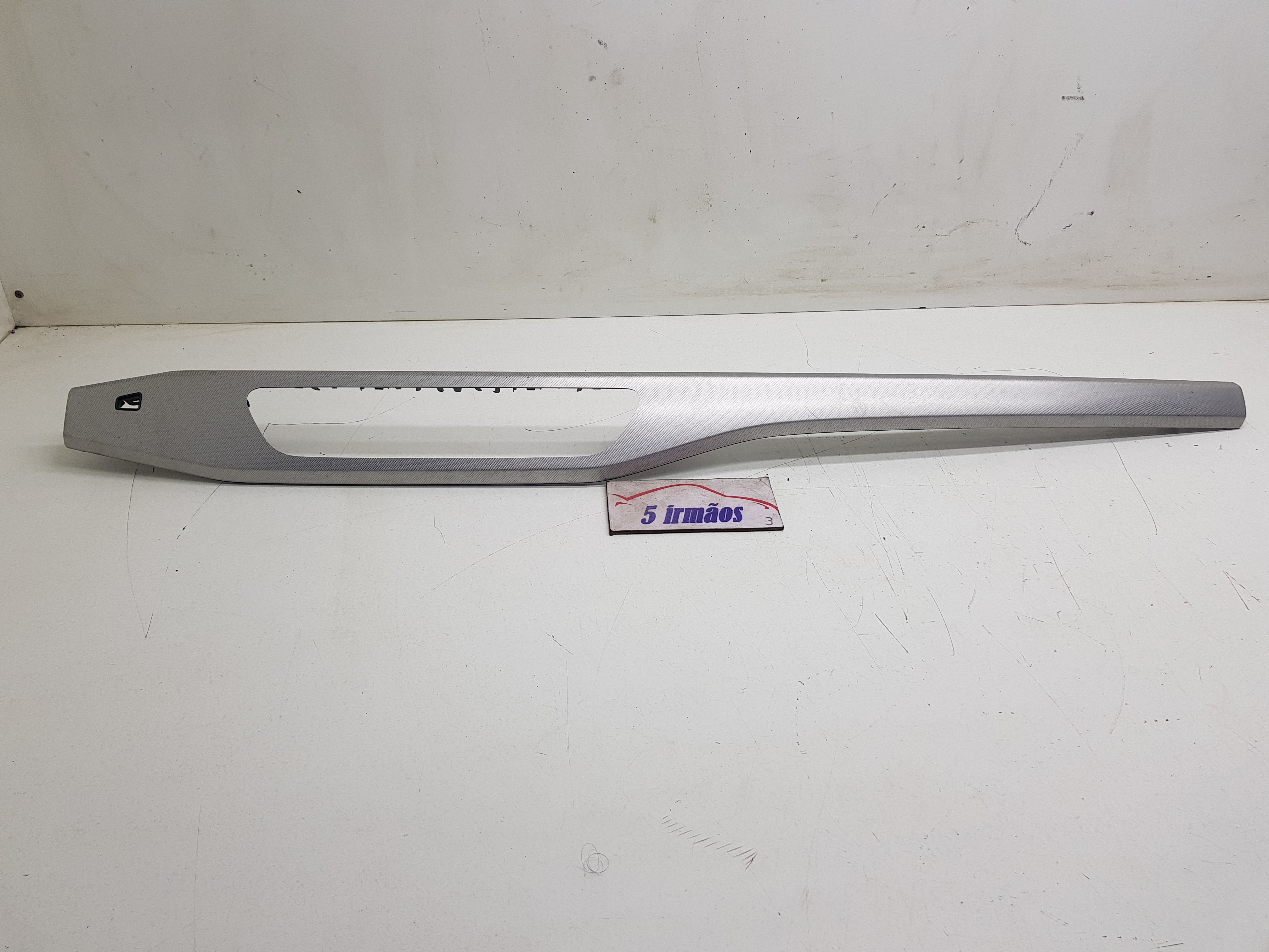 Moldura Comando Ar Painel Audi A4 2.0 2018 Nº8w1853190 Cinza