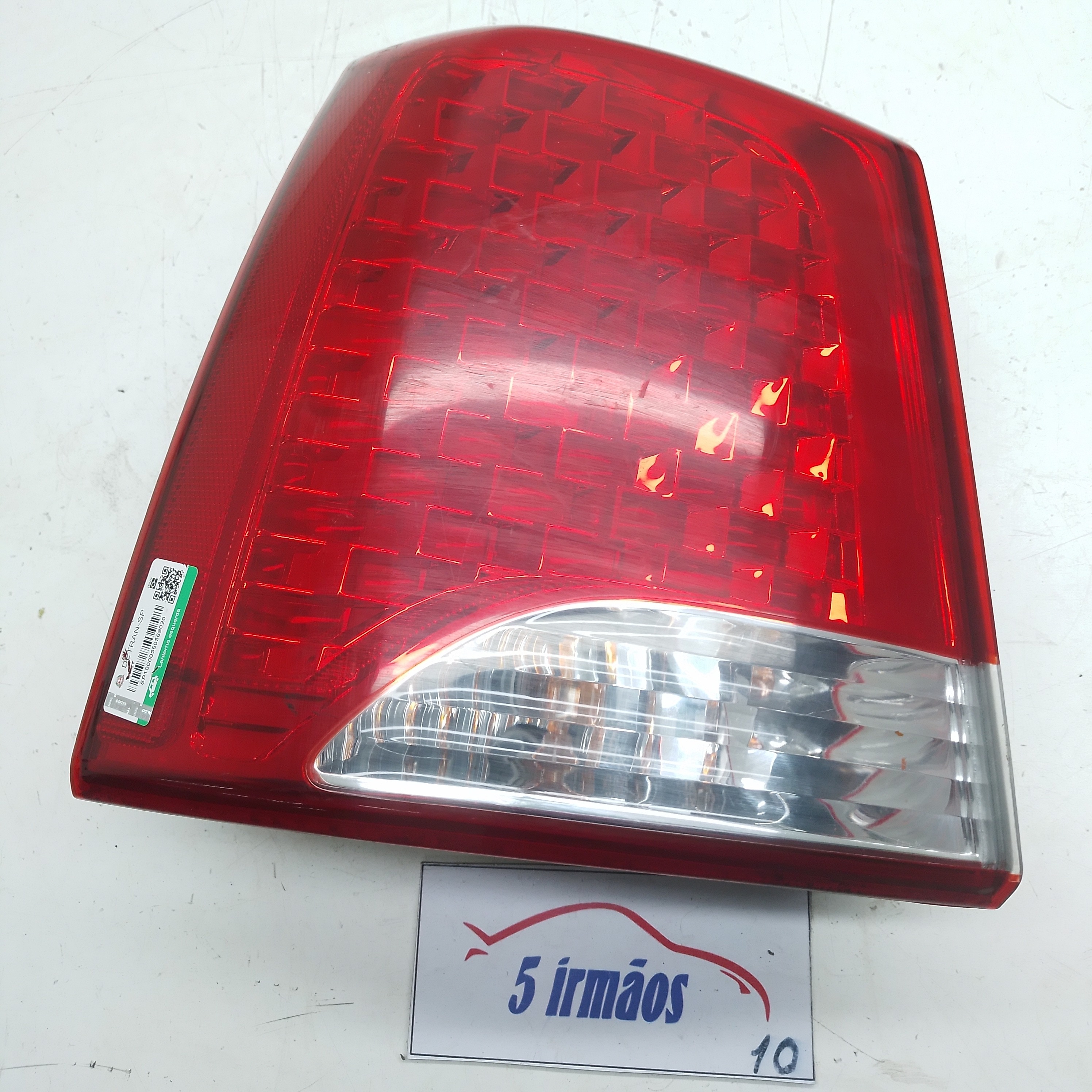 Lanterna Esquerda Kia Sorento 2.4 E 3.5 2010 A 2012 Sem Led  Esquerdo