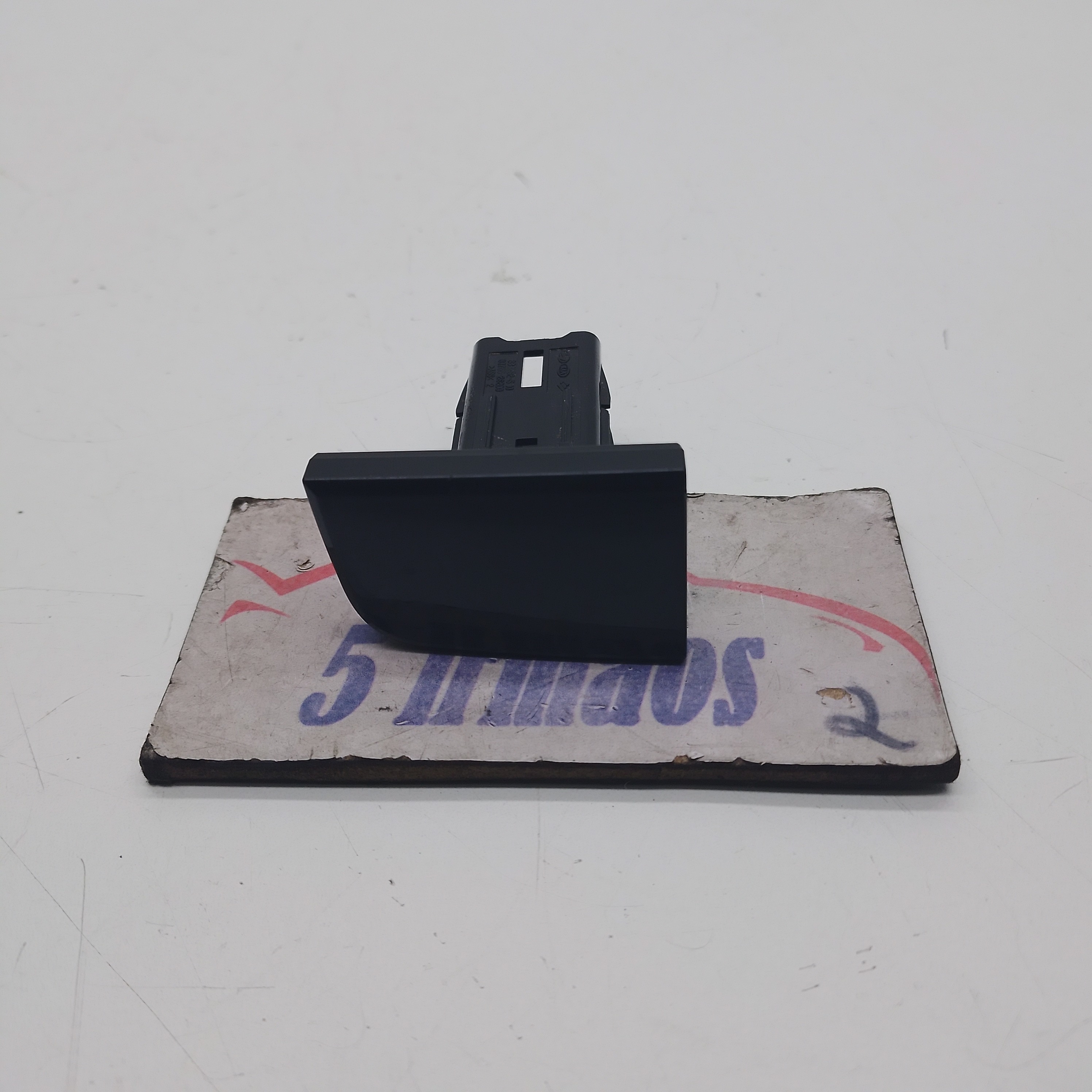 Botão Falso Painel Hyundai Ix35 2.0 2013 / 2014 Nº937552s200