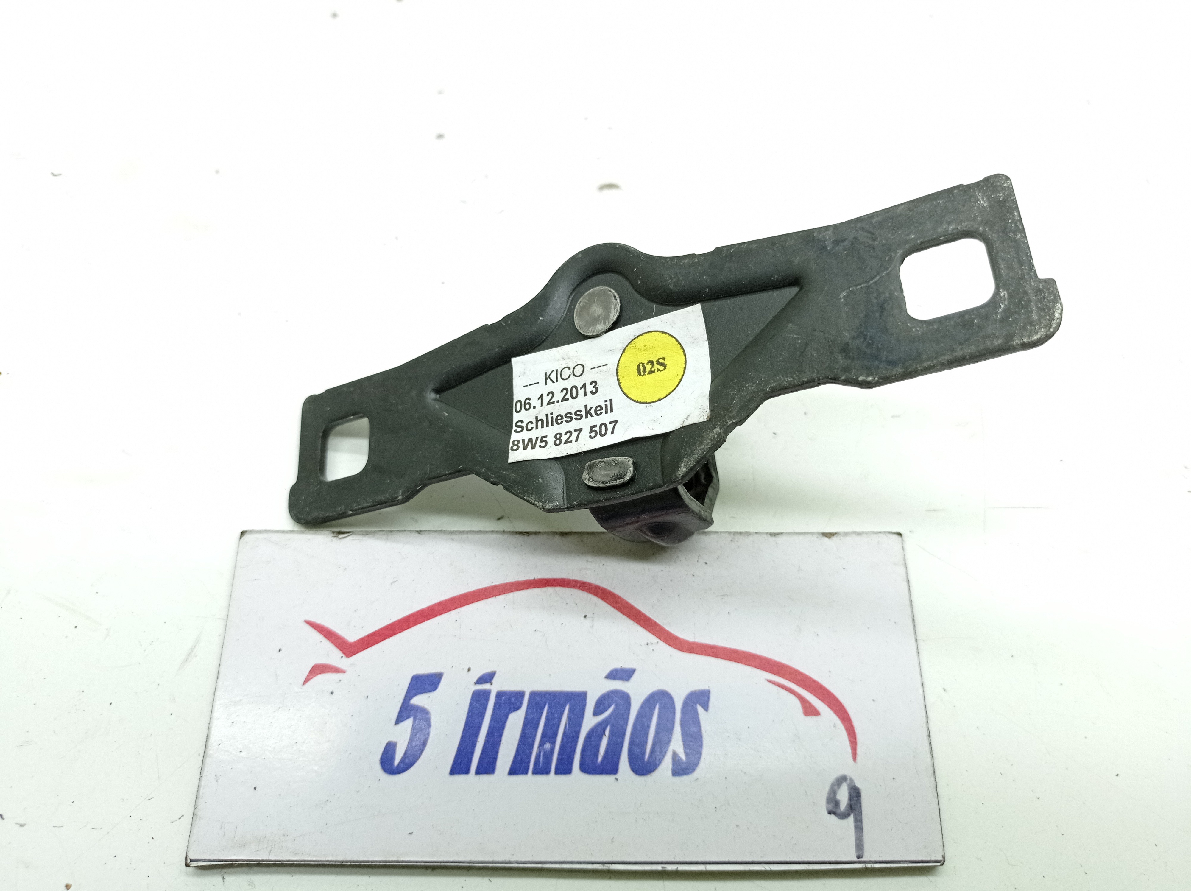 Batente Porta Malas Audi A4 Tfsi 2.0 2016 / 2017 Nº8w5827507