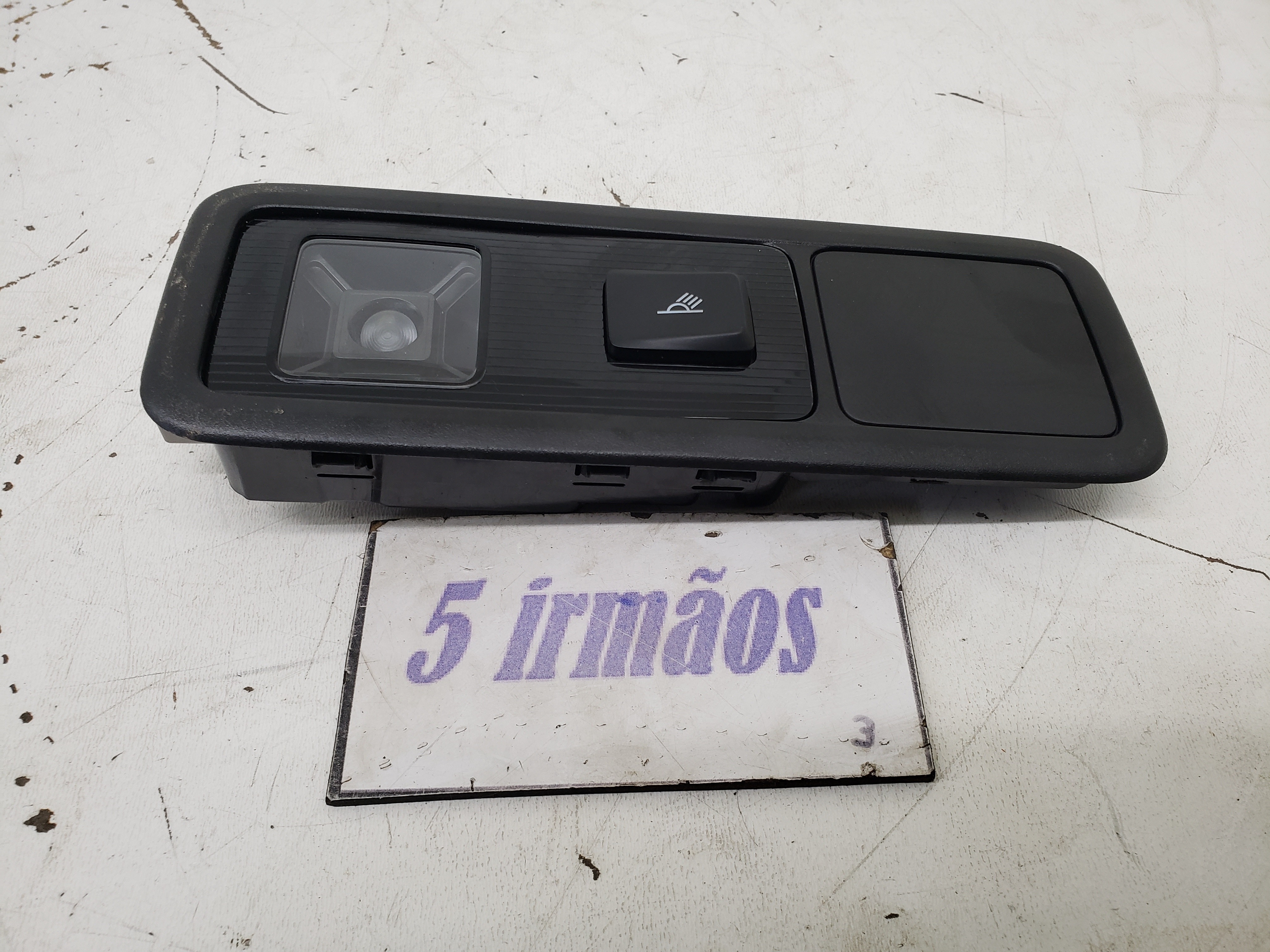 Luz Cortesia Direita Porta Malas Vw Tiguan 350 Tsi 2.0 2020