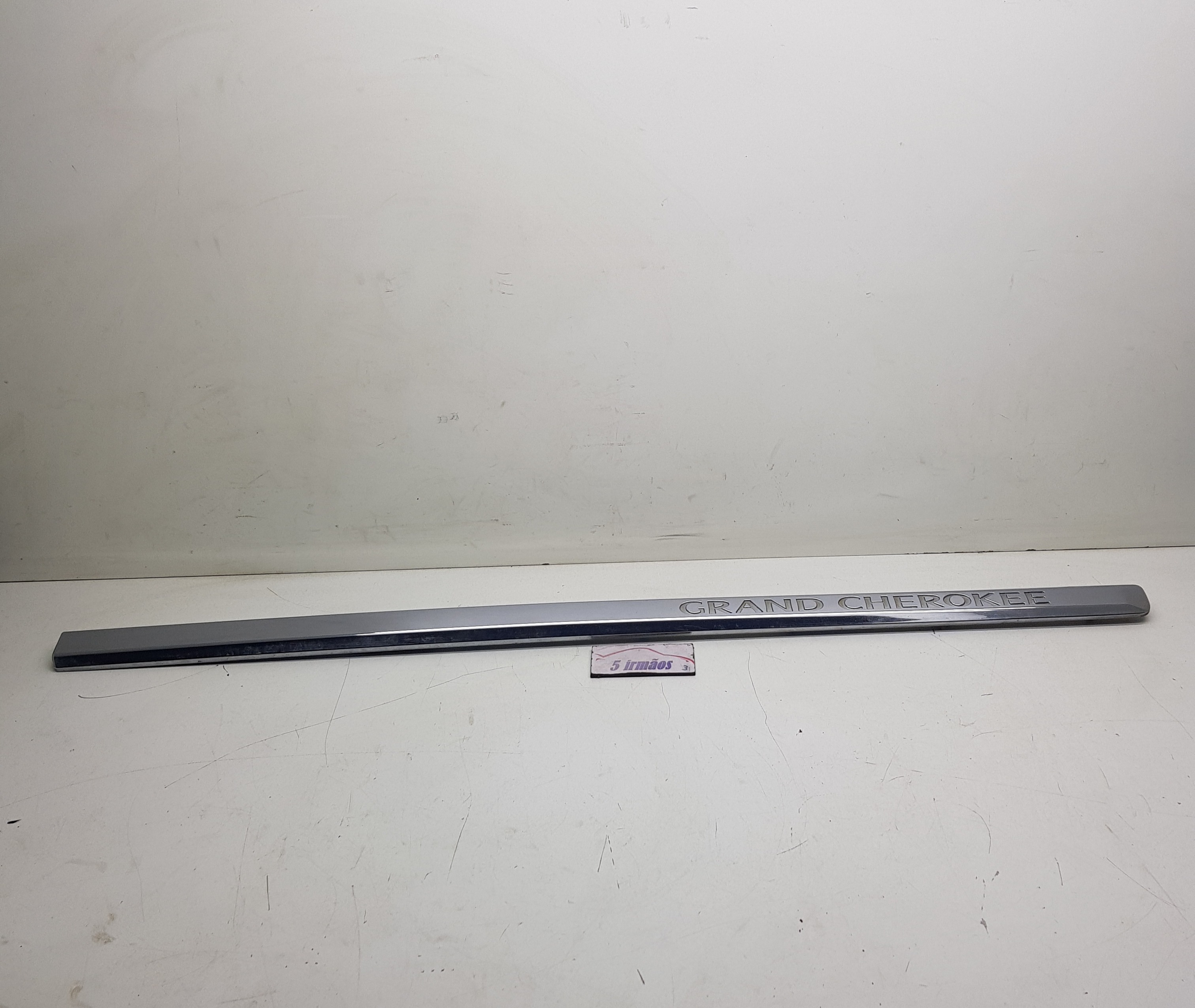Friso Porta Dianteira Direita Jeep Cherokee Hemi 5.7 V8 2005