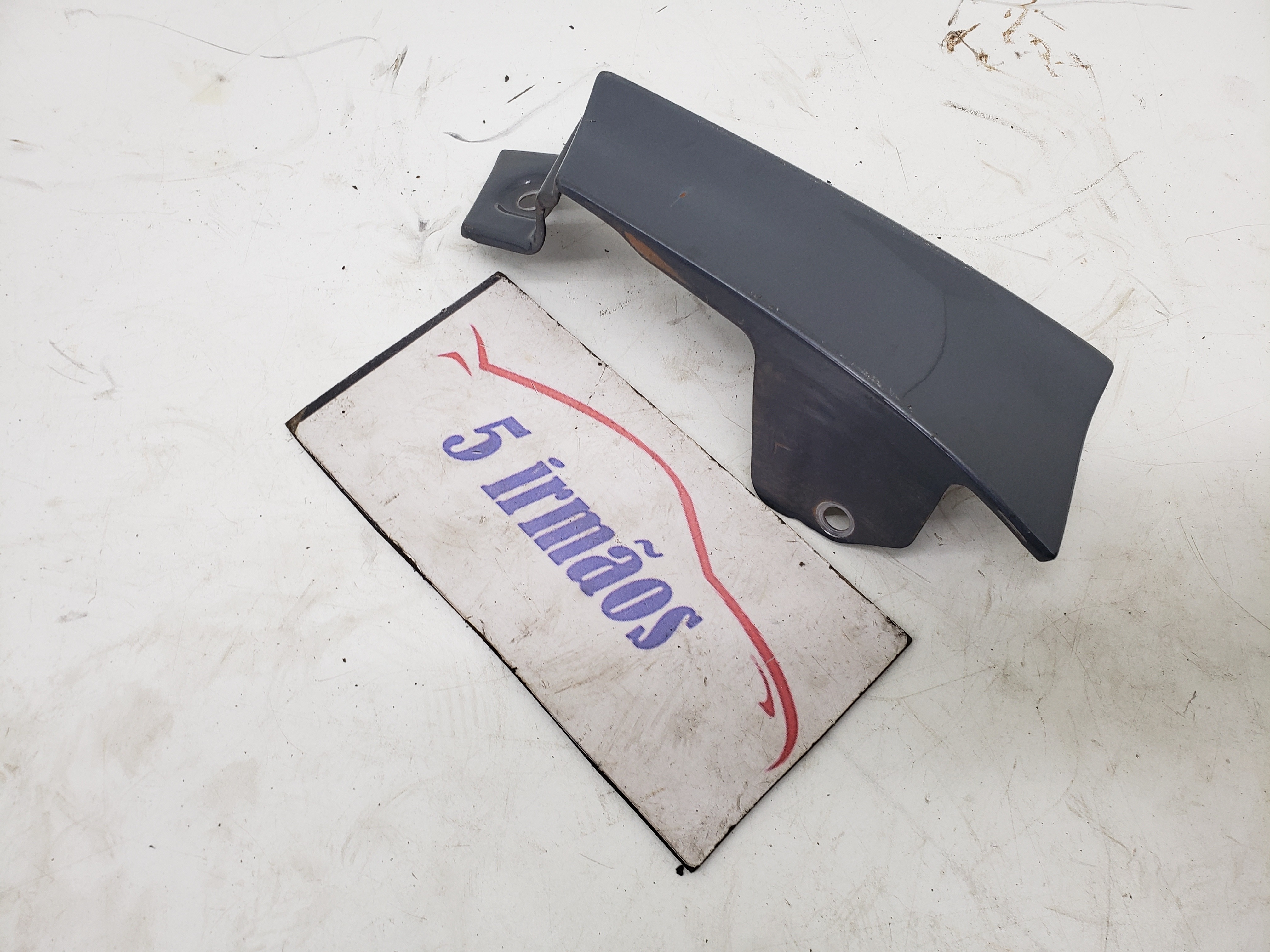 Suporte Lanterna Esquerda Chevrolet Captiva Sport 2009 /2010
