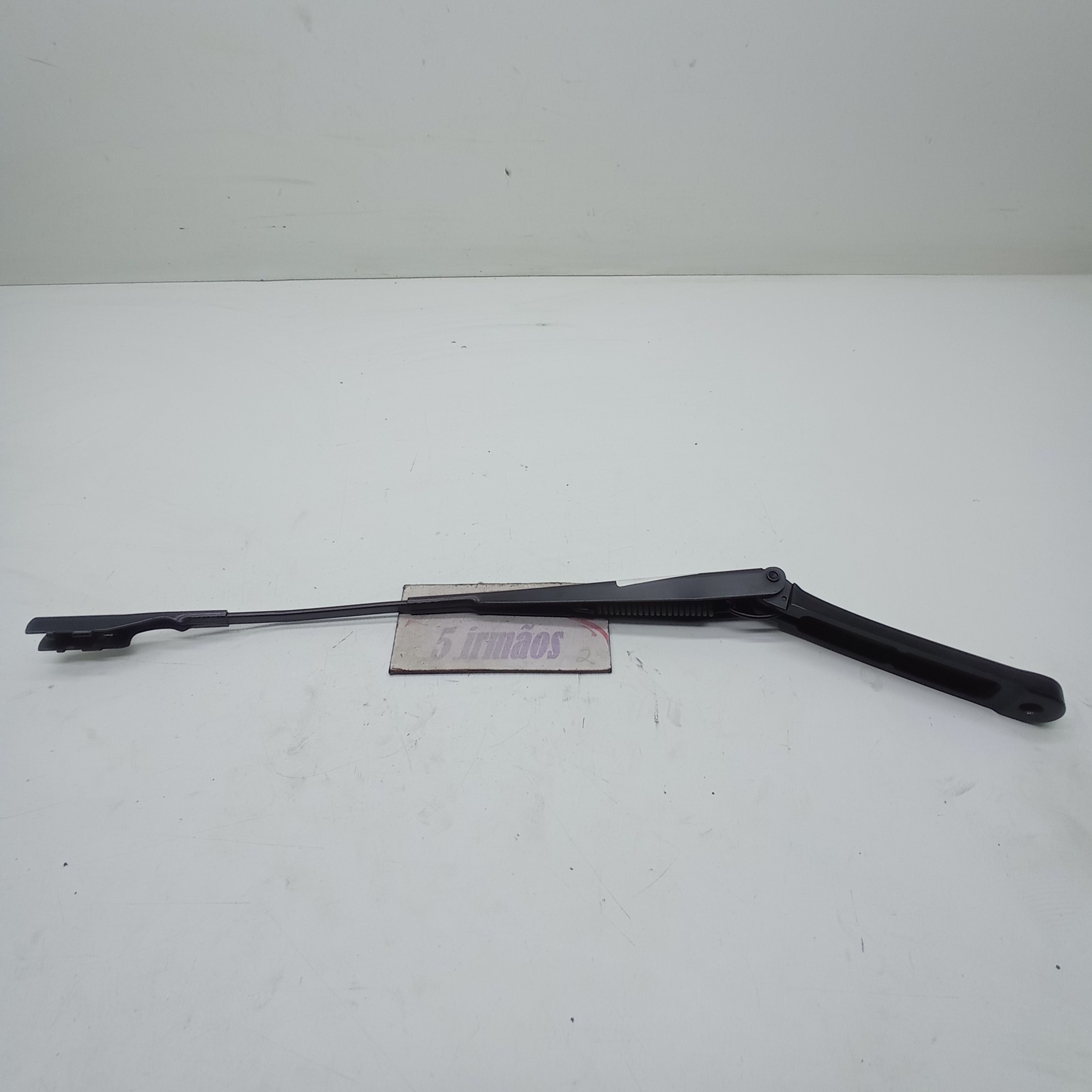 Braço Esquerdo Limpador Parabrisa Vw Jetta Tsi 2.0 2012