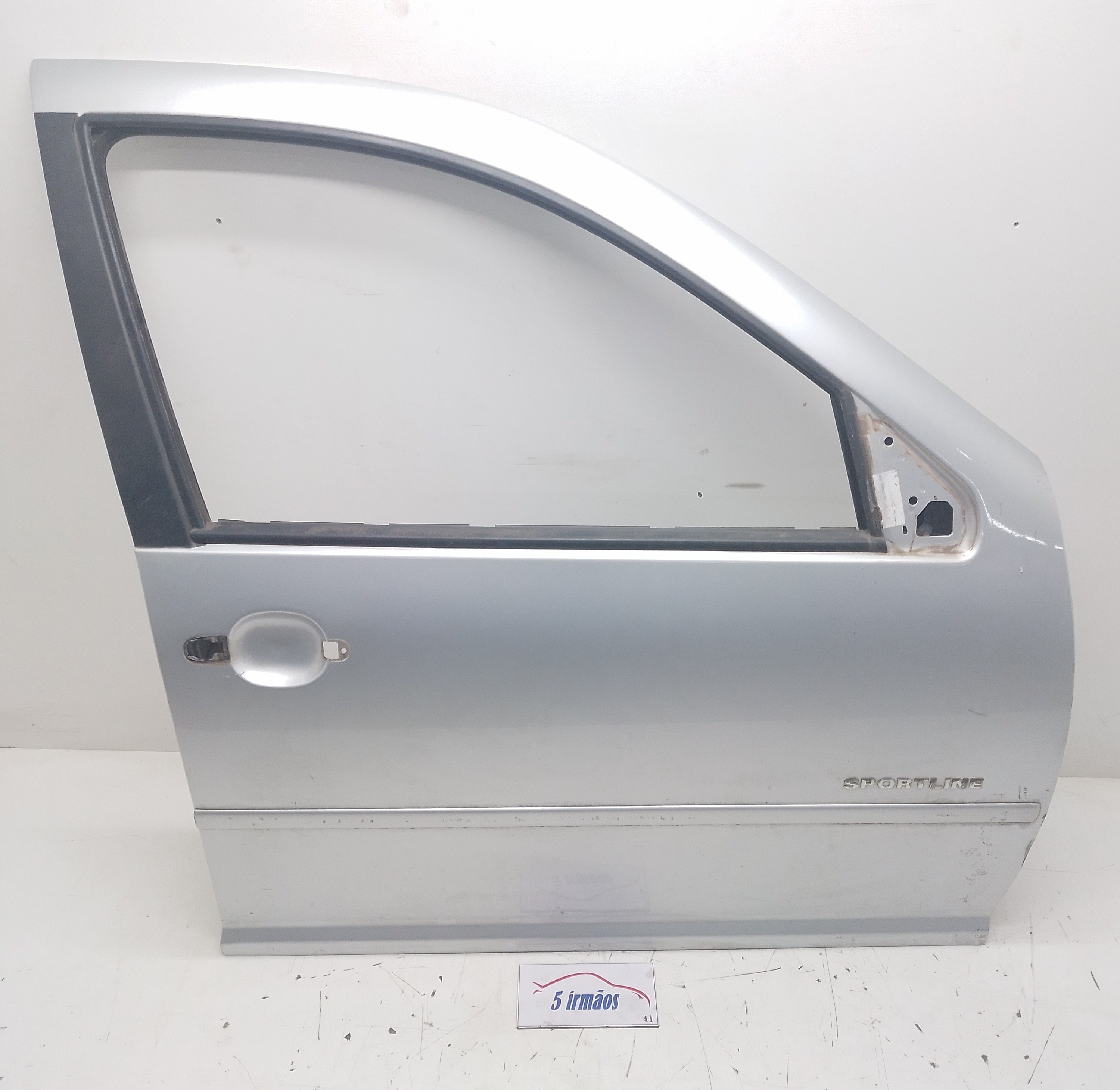 Porta Dianteira Direita Volkswagen Golf 1.6 2010  Dianteira Direita Prata