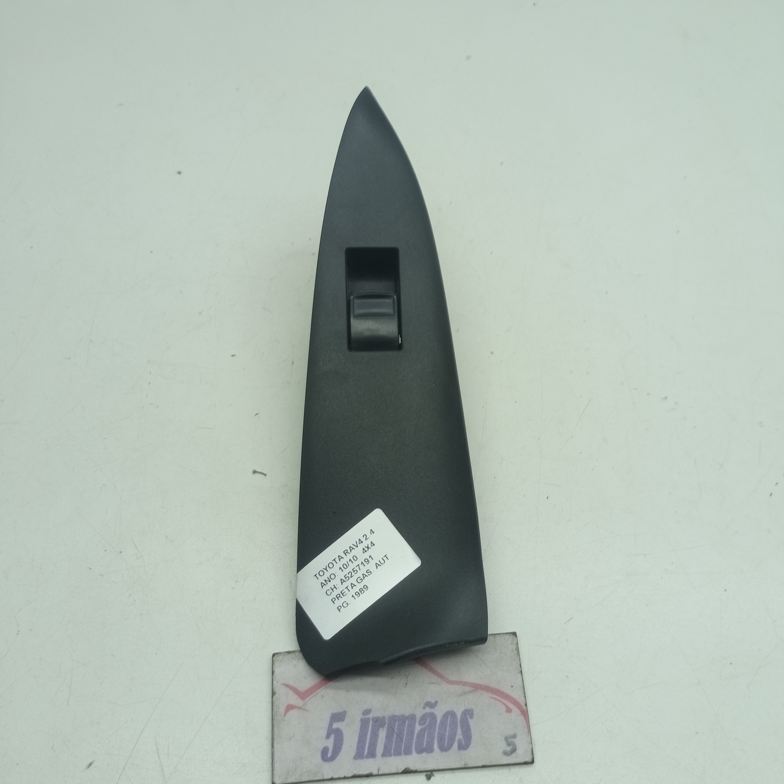Botão Vidro Traseiro Direito Toyota Rav4 2.4 4×4 2010