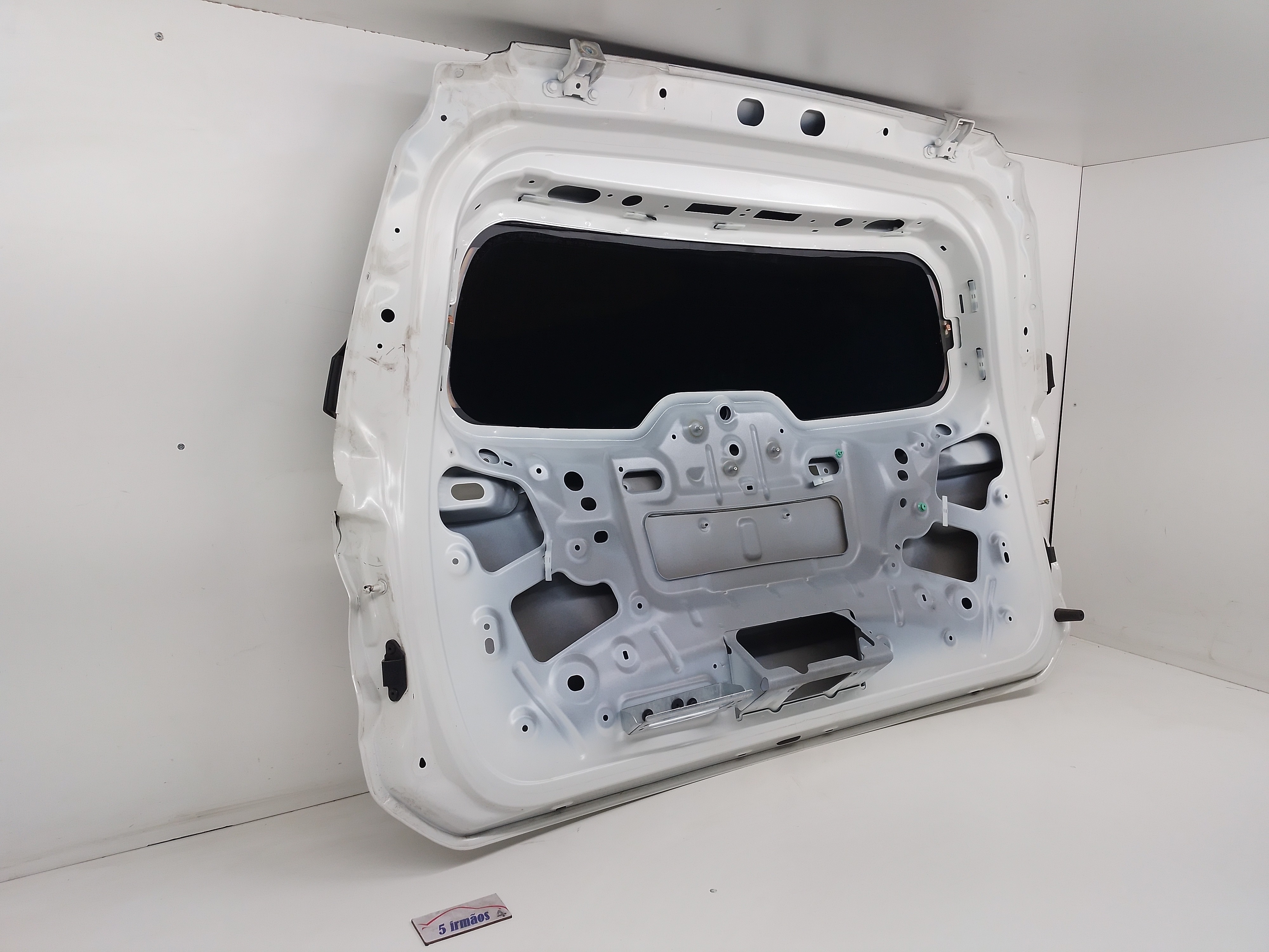 Tampa Traseira Porta Malas Jeep Commander Overland 1.3 2022 6