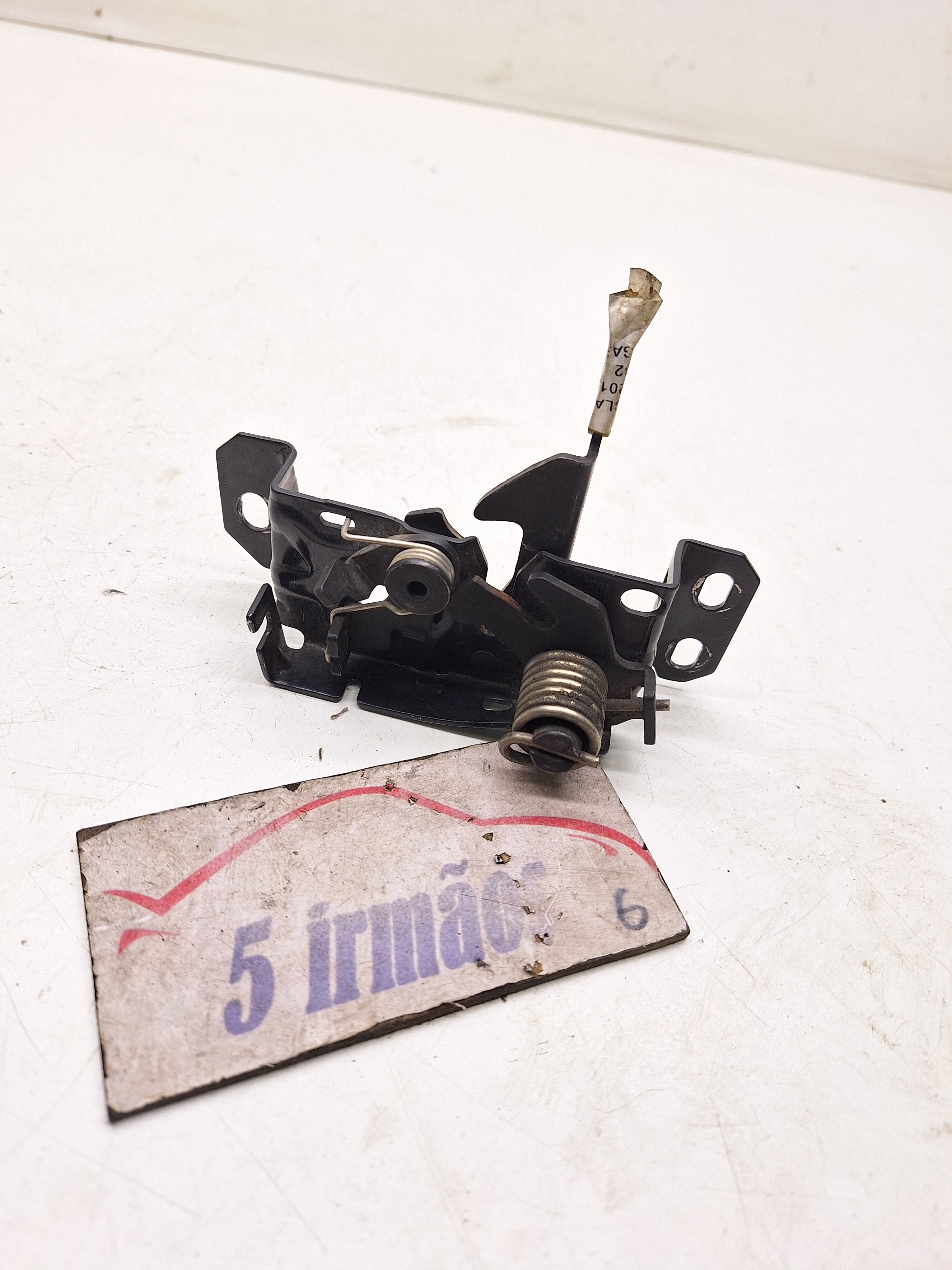 Fechadura Capô Mercedes Cla250 2.0 204/ 2015 2468800460