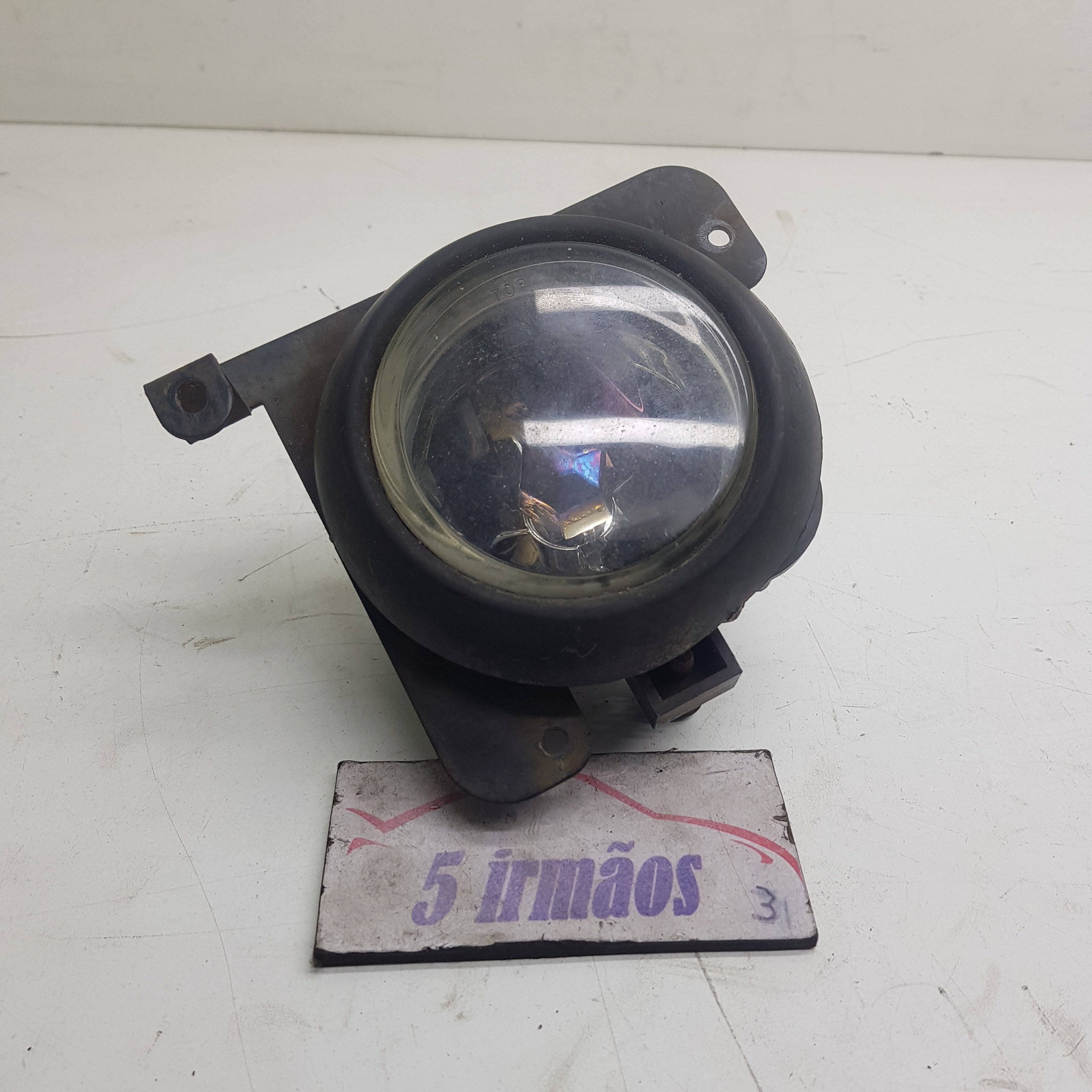 Farol Milha Direito Chevrolet Tracker 2.0 2000 A 2008