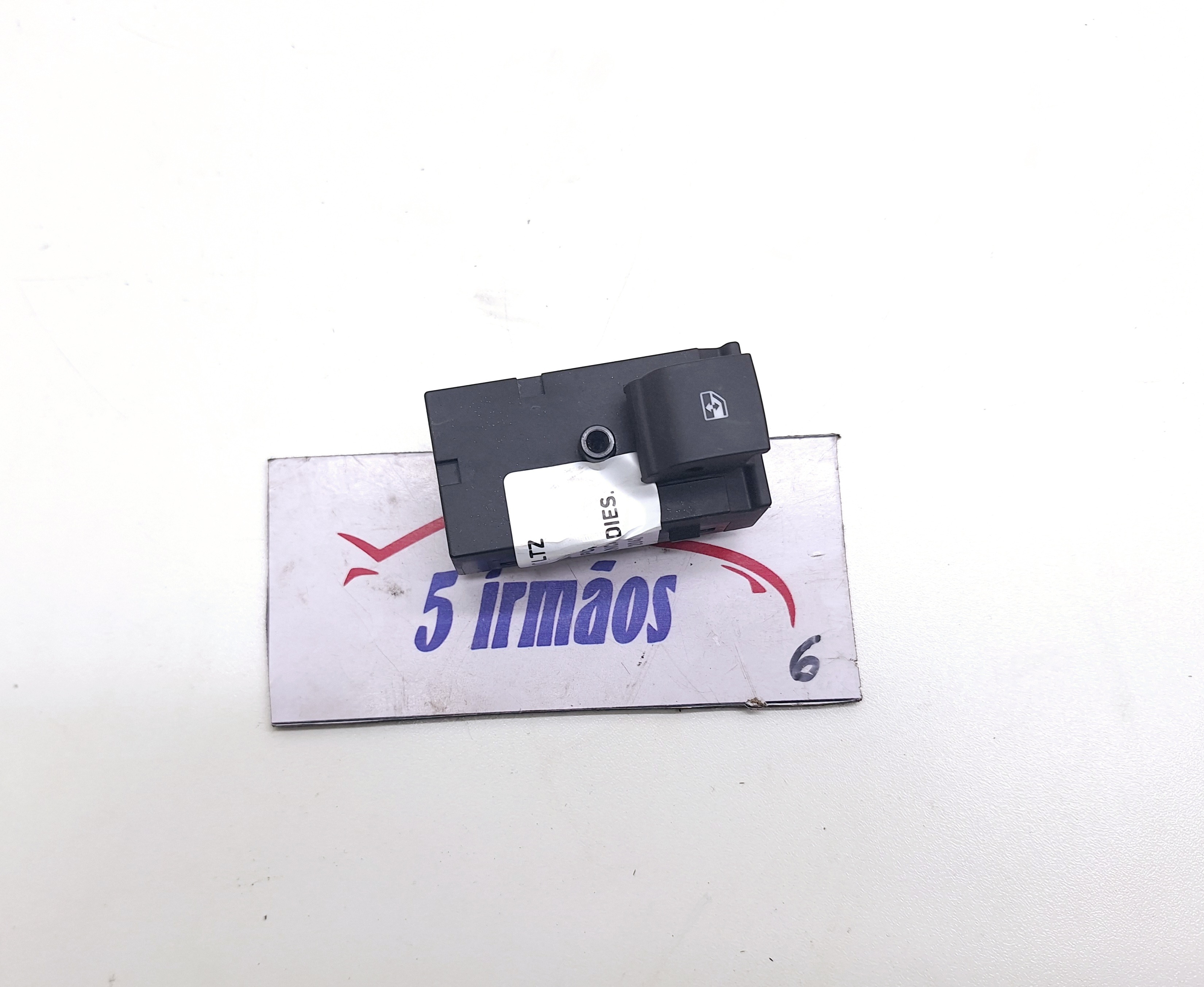 Comando Vidro Traseiro Esquerdo Gm S10 2.8 2023 Nº22915110