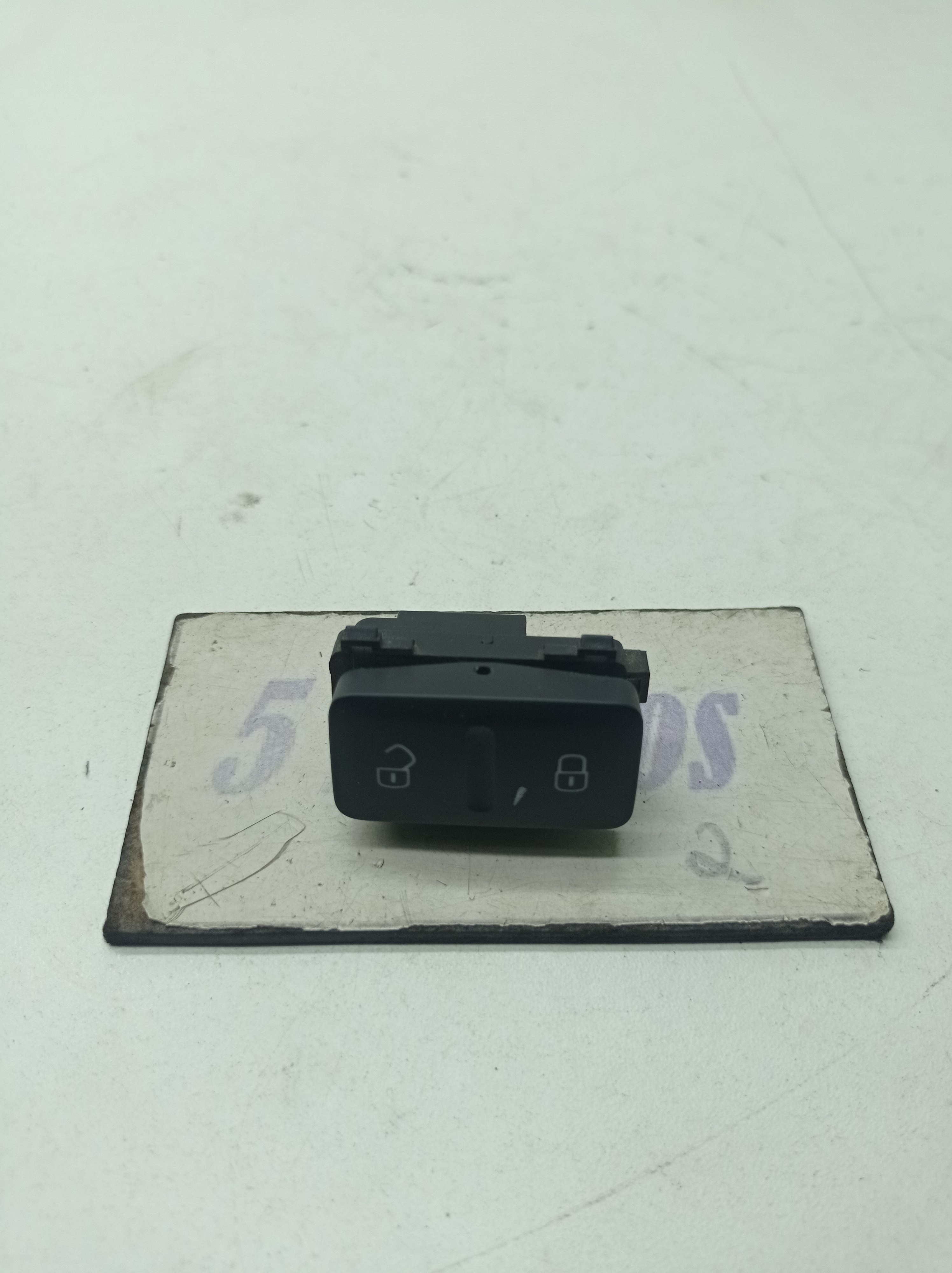 Botão Trava / Destrava Porta Vw Jetta 2.0 2012 N5c6962125b