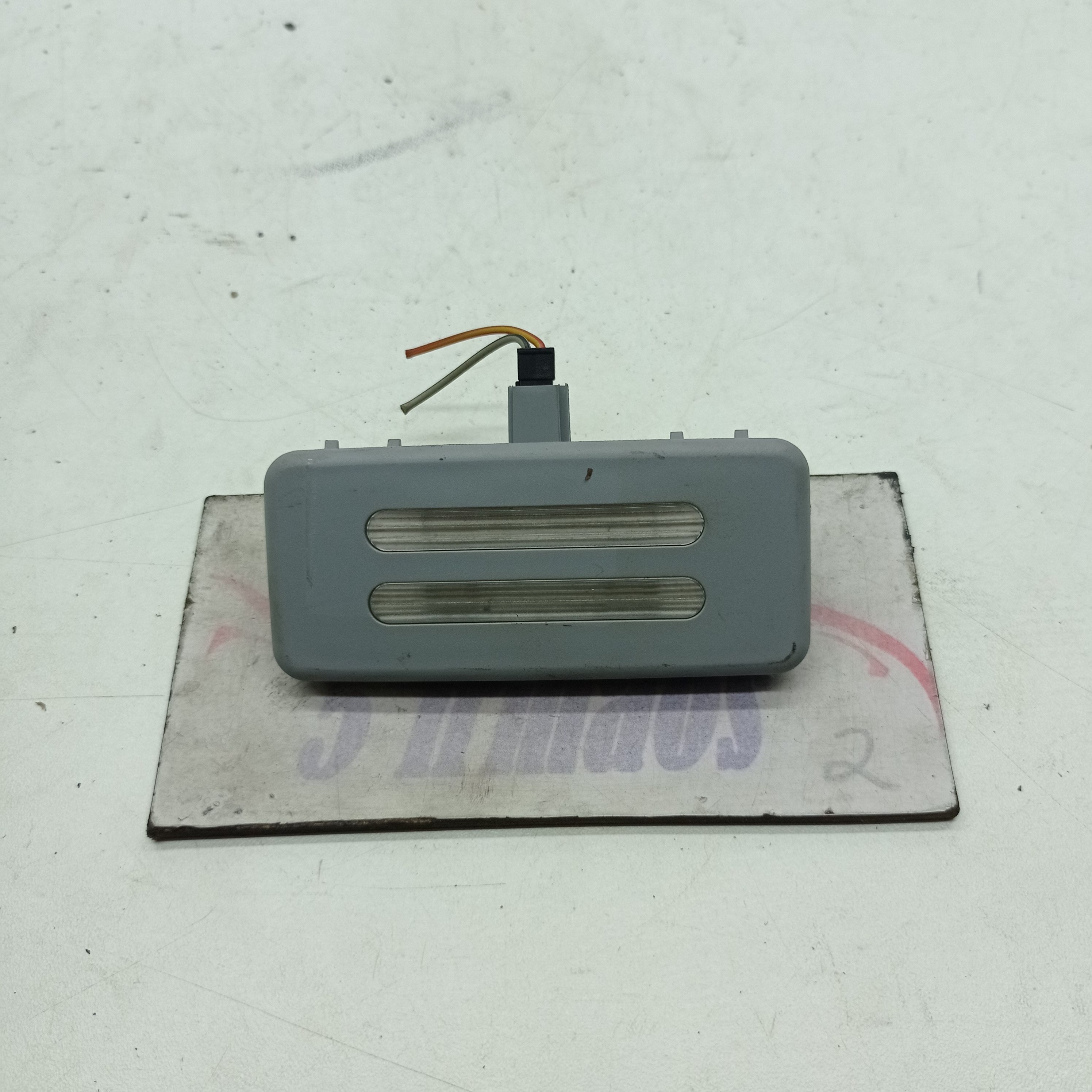 Luz Teto Cortesia Quebra Sol Bmw 120i 2.0 Asp 2009 / 2010