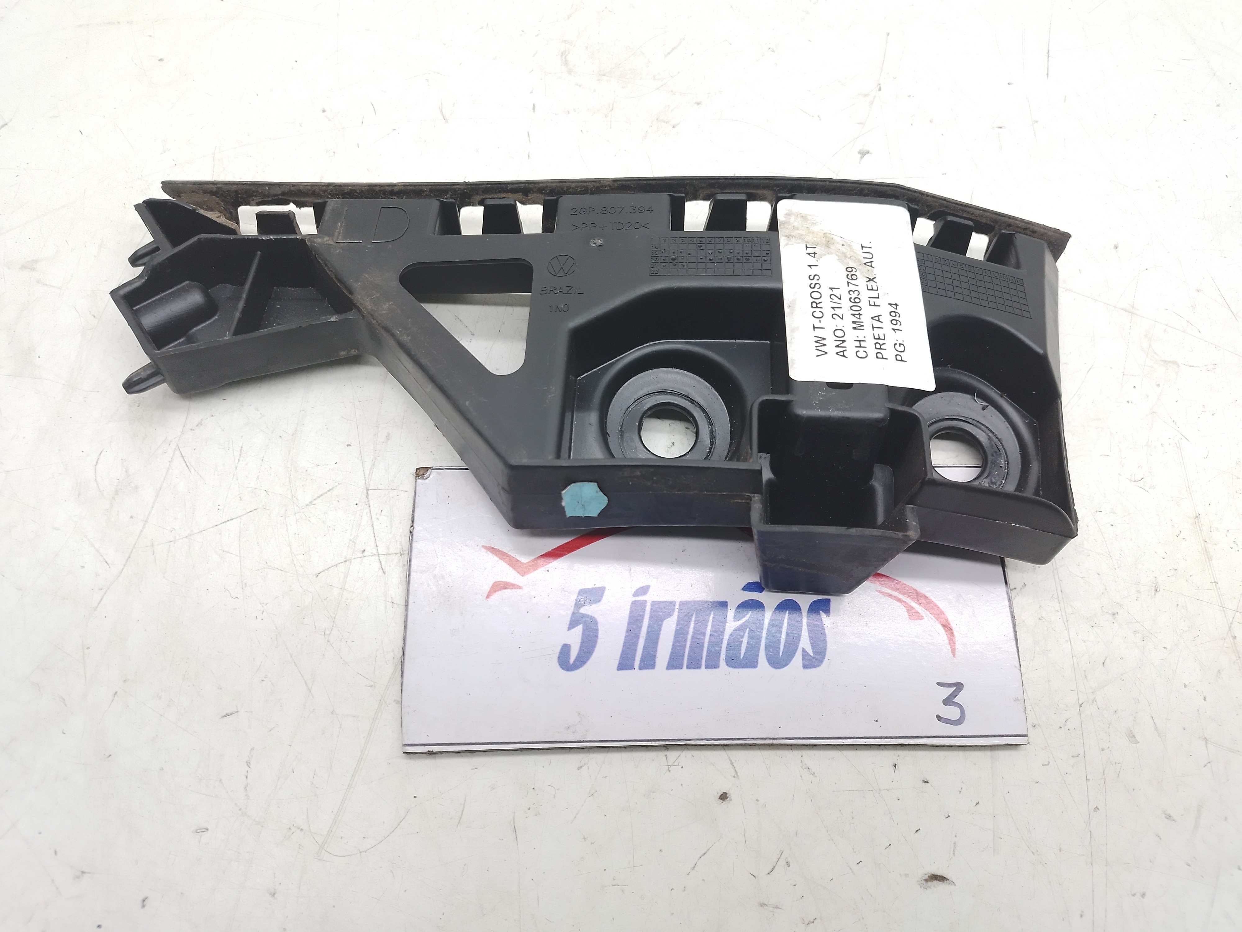 Guia Direita Parachoque Traseiro Vw Tcross Tsi 1.4 2020