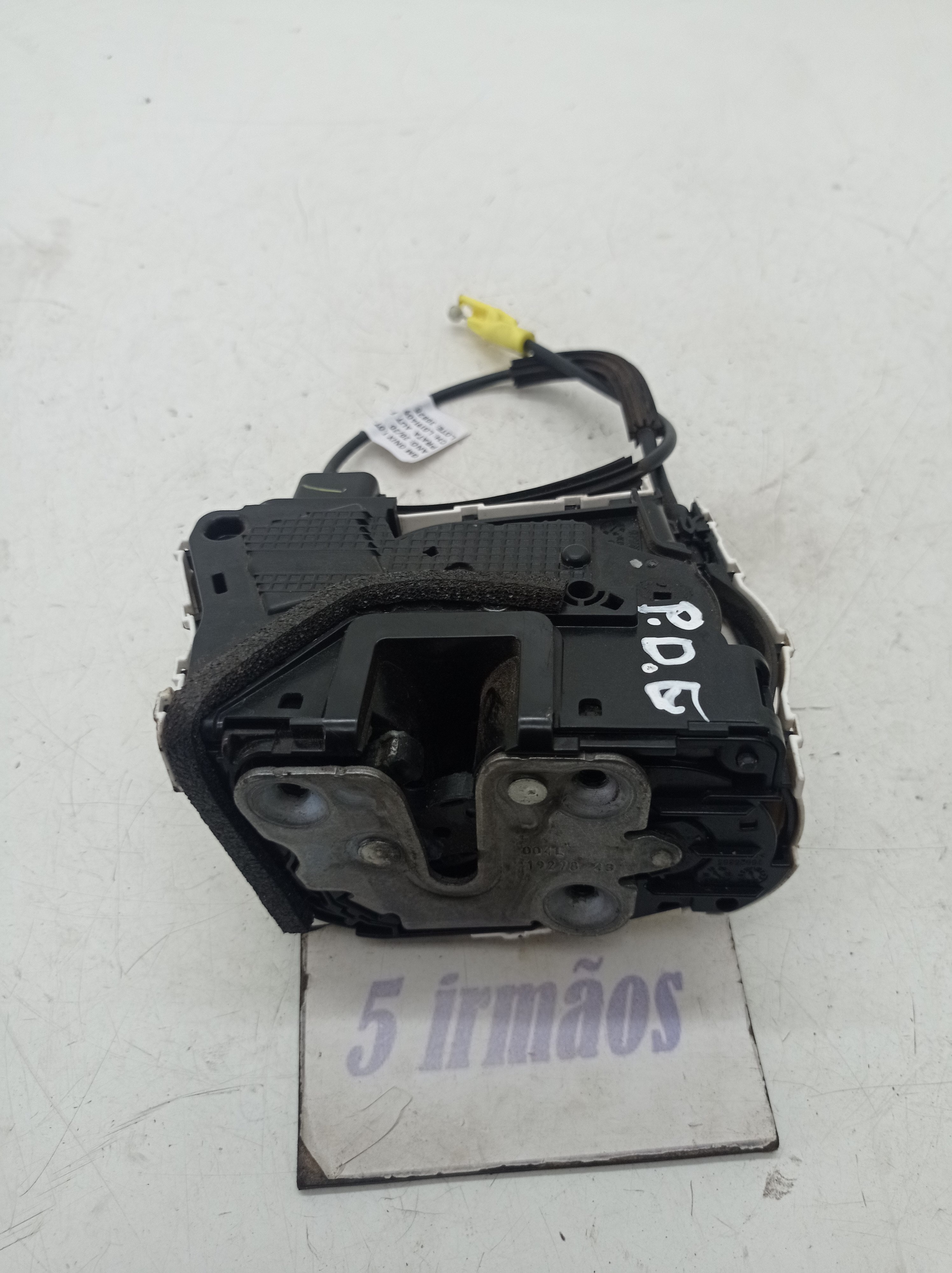 Fechadura Porta Dianteira Esquerda Gm Onix 1.0 2020 / 2021