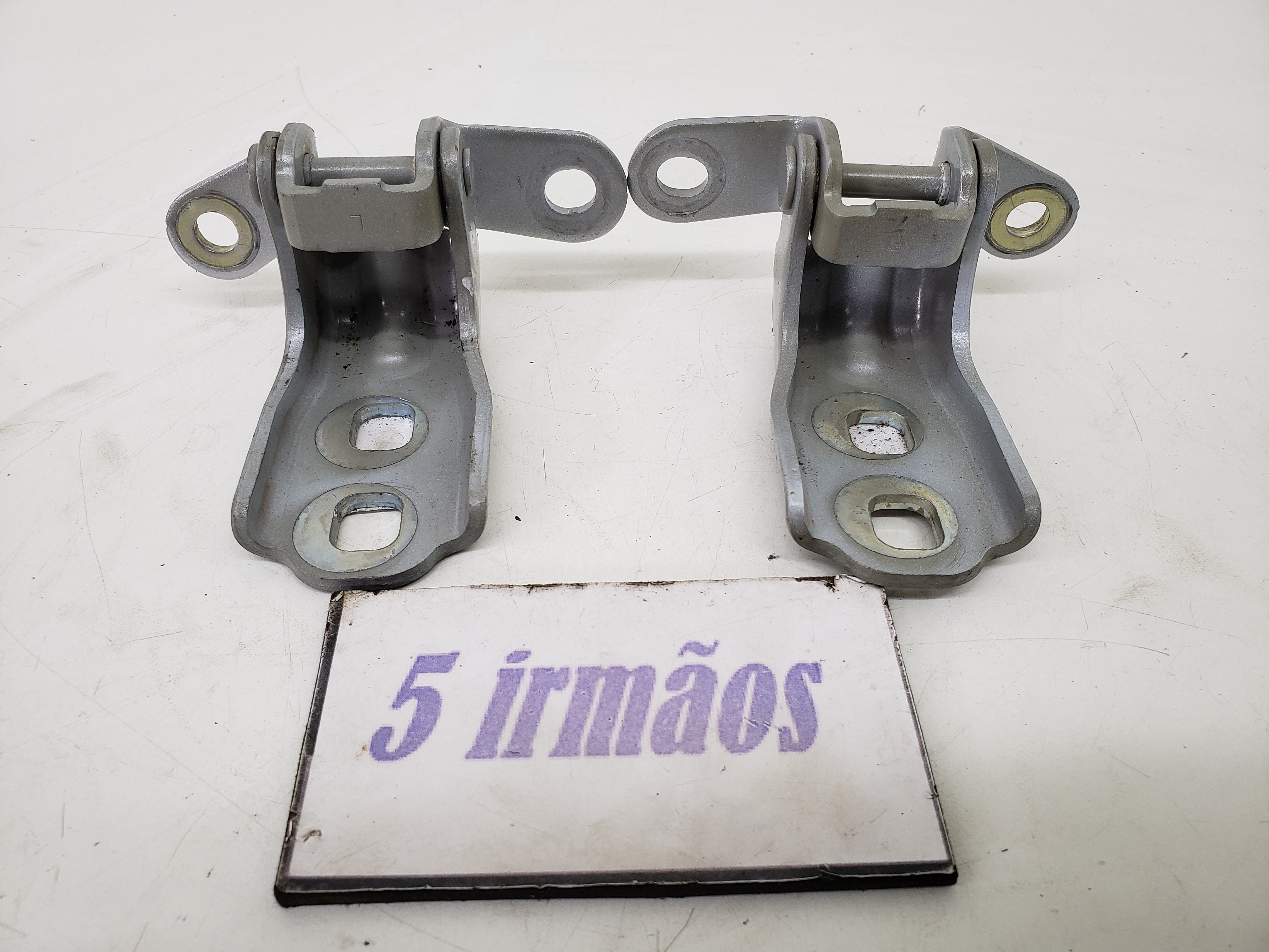 Par Dobradiças Porta Dianteira Direita Gm Ônix Hatch 2020