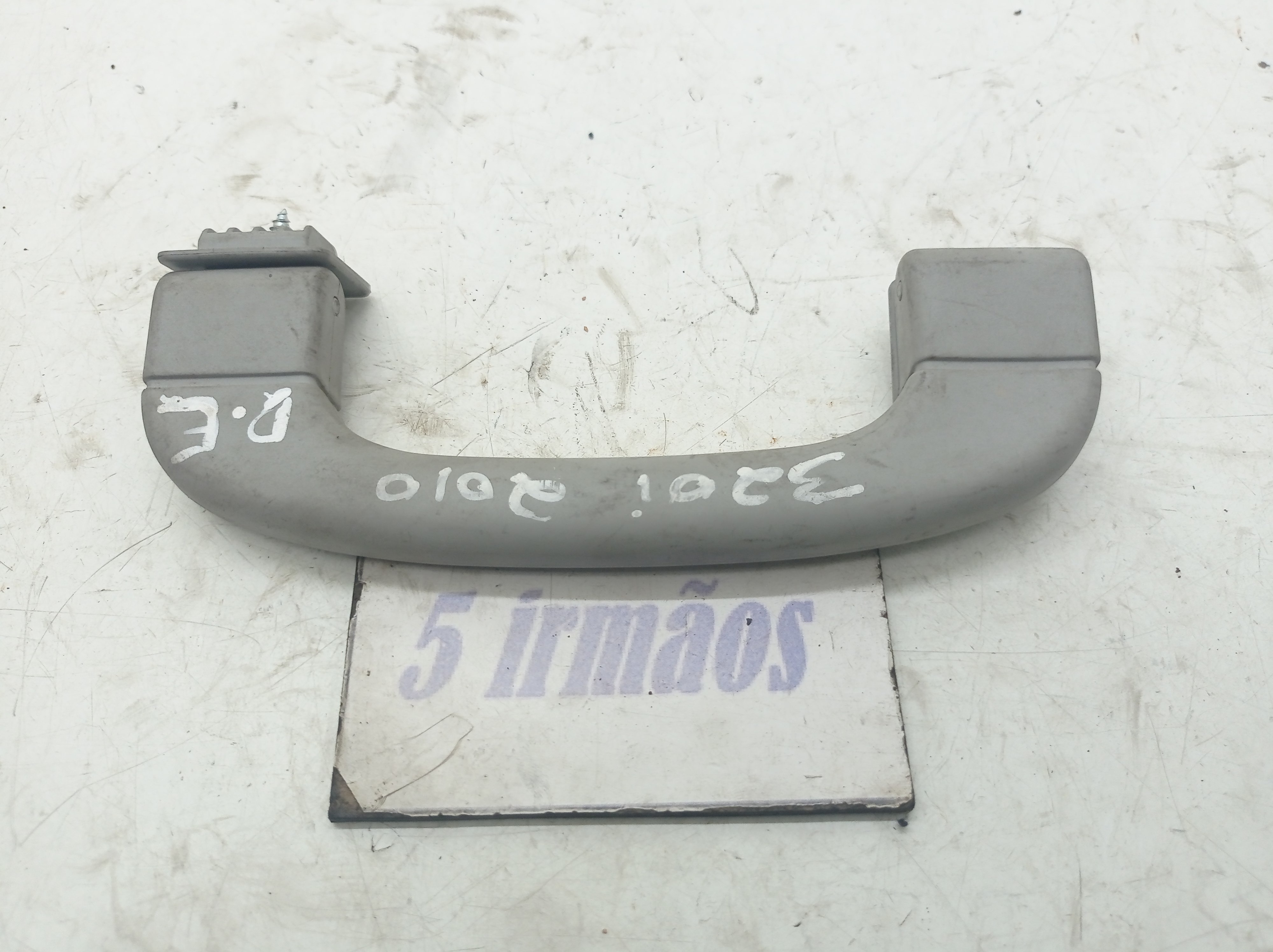 Alça Teto Apoio Dianteira Teto Bmw 320i 2009 / 2010 / 2011