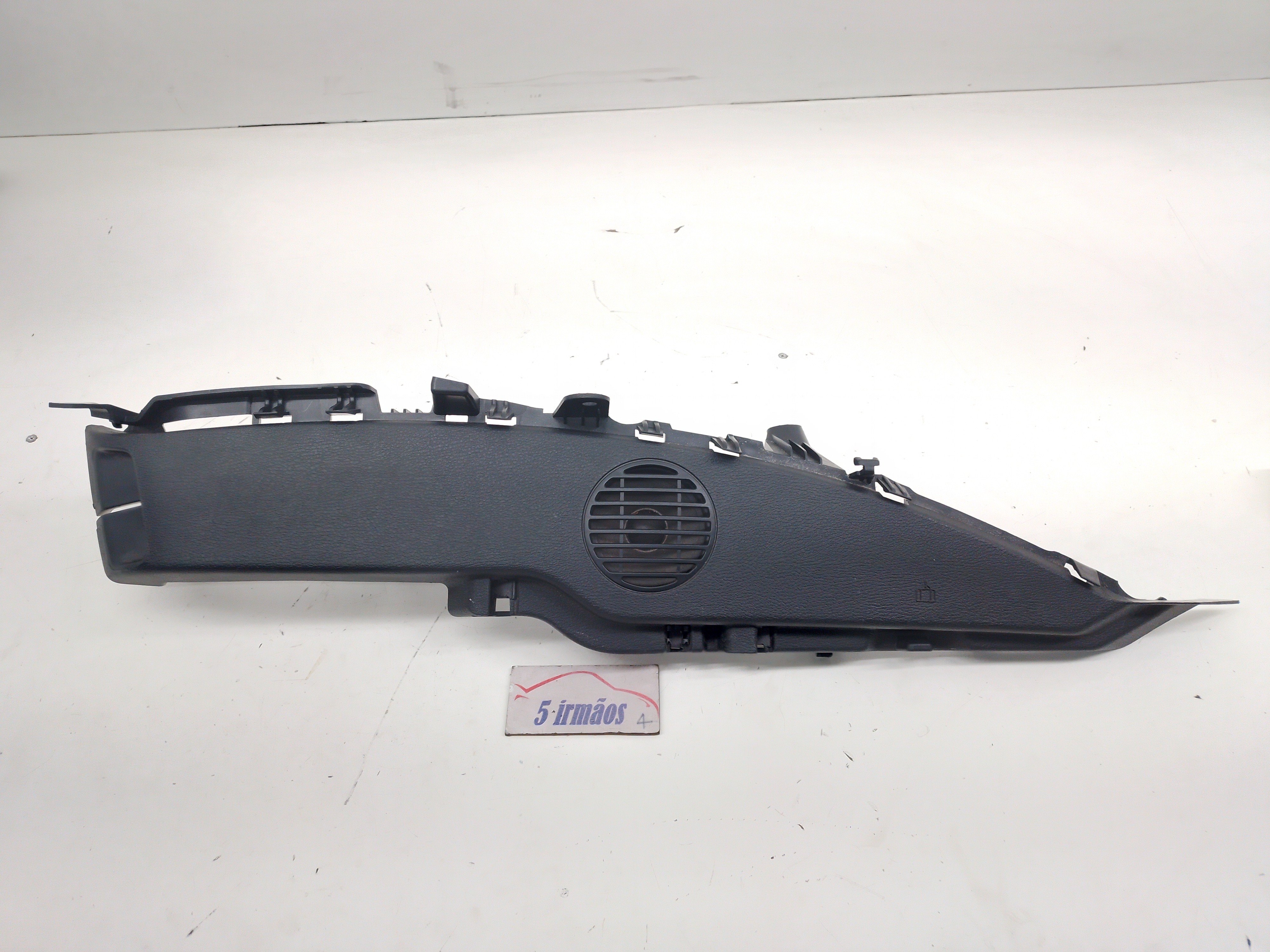 Moldura Direita Alto Falante Porta Malas Bmw X1 2010 2011