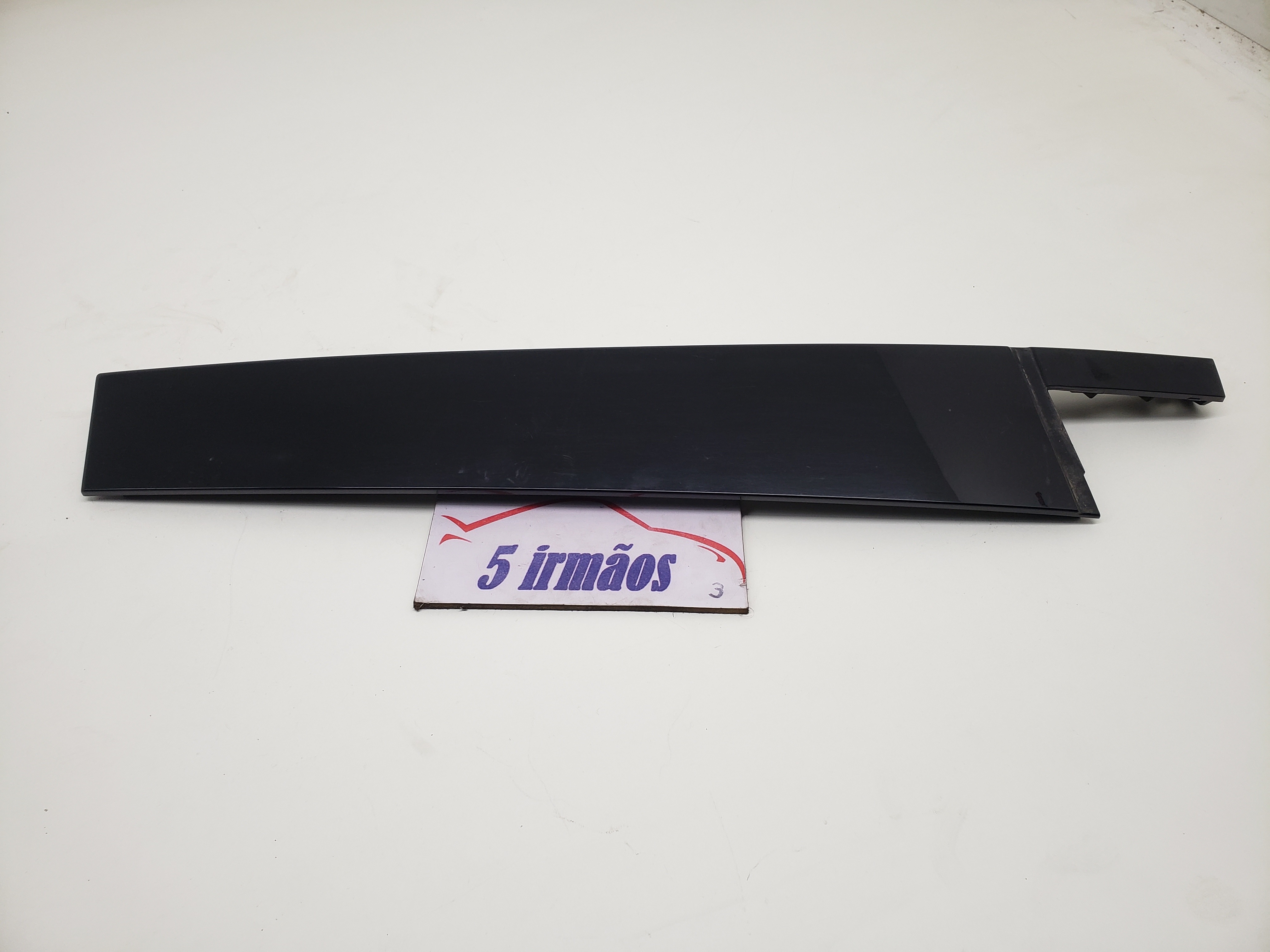 Acabamento Porta Traseira Esquerda Vw Tiguan 350 2.0 2019  Preto