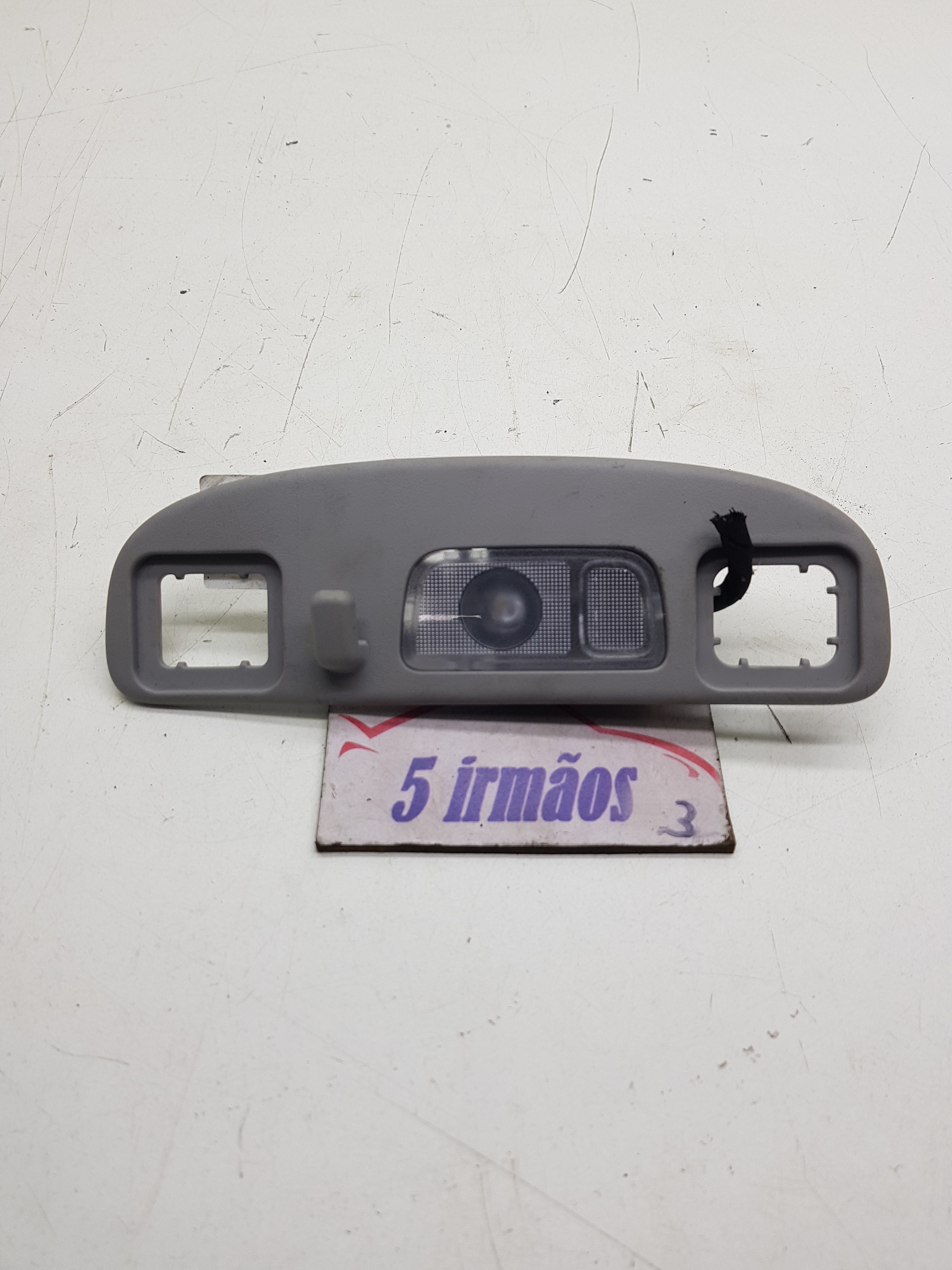 Luz Cortesia Esquerda Chevrolet Equinox 2.0 2018 / 2019