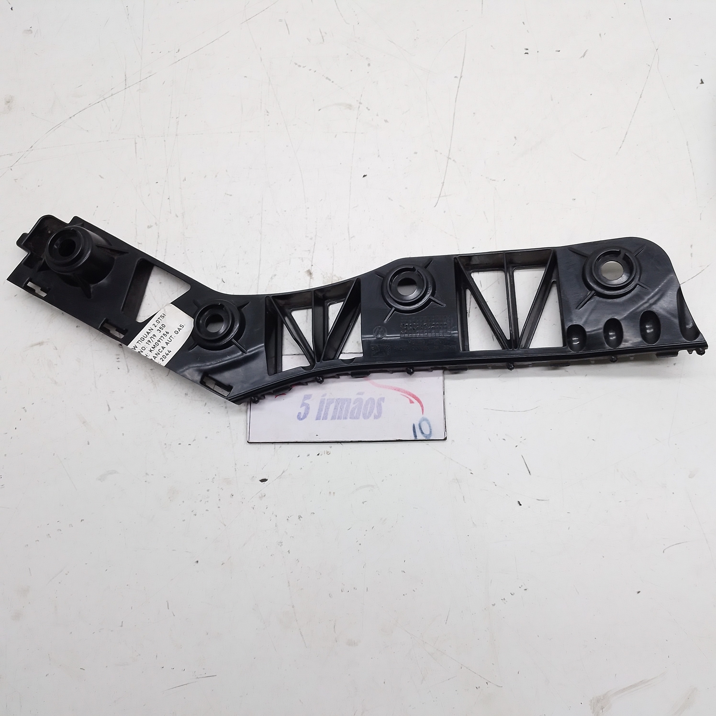 Guia Parachoque Traseiro Direito Vw Tiguan Tsi 350 2.0 2019