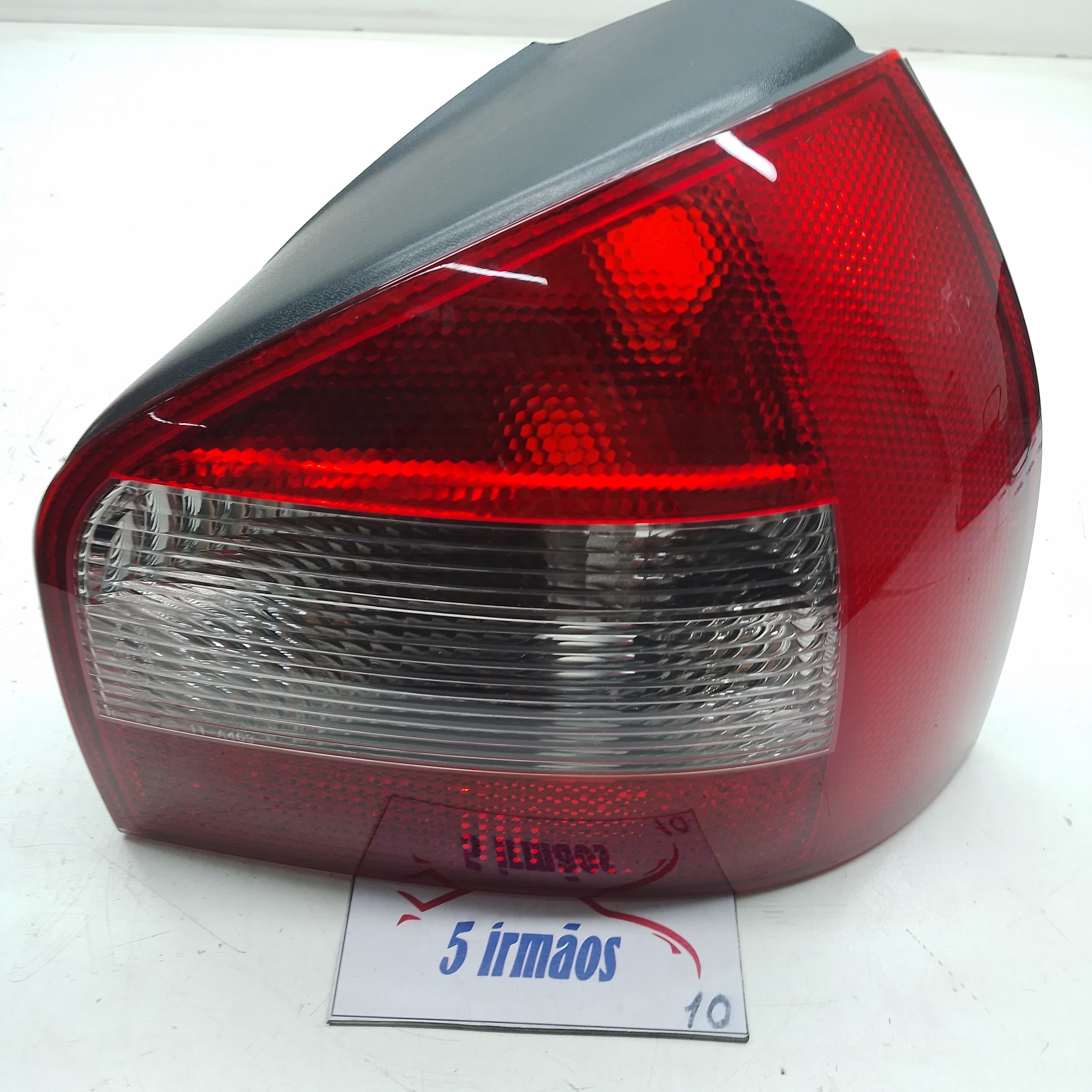 Lanterna Direita Audi A3 1.6 2000 / 2001 / 2003 N10241110 Direito