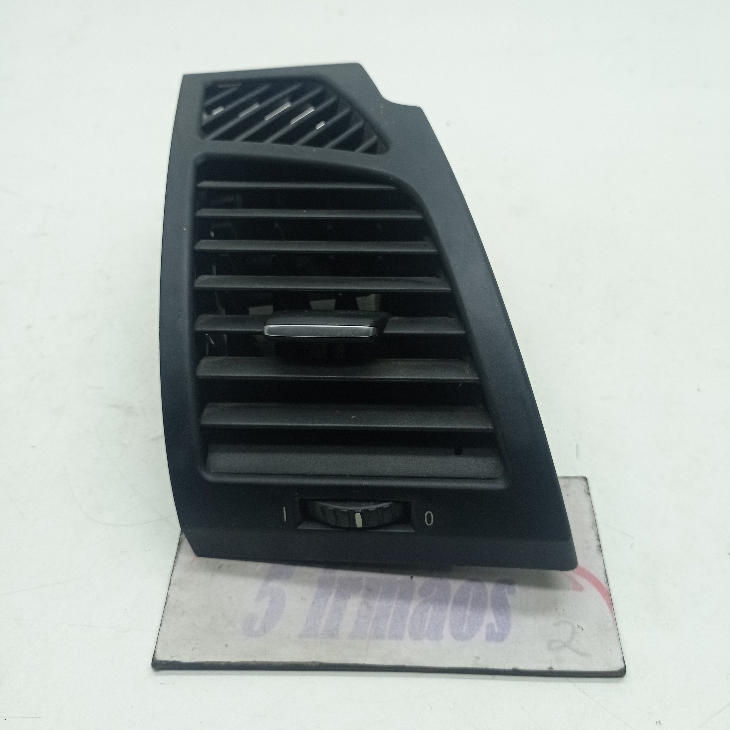 Difusor Ar Direito Bmw 120i 2.0 2009 / 2010 N705918813